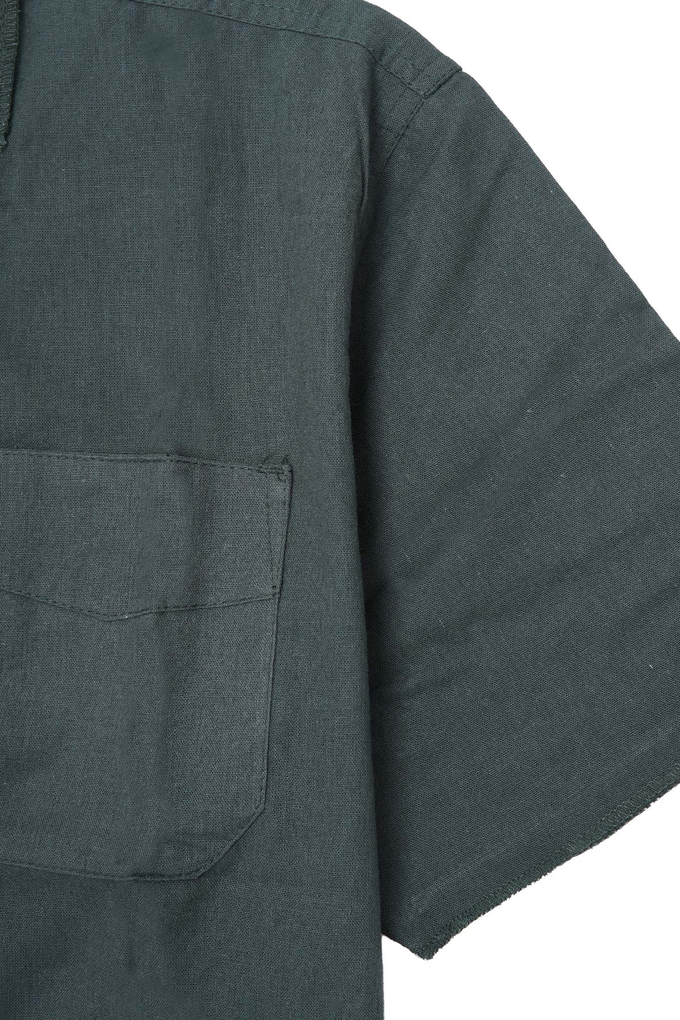 4 POCKET CUBAN SHIRT IN HUNTER GREEN - Image 5