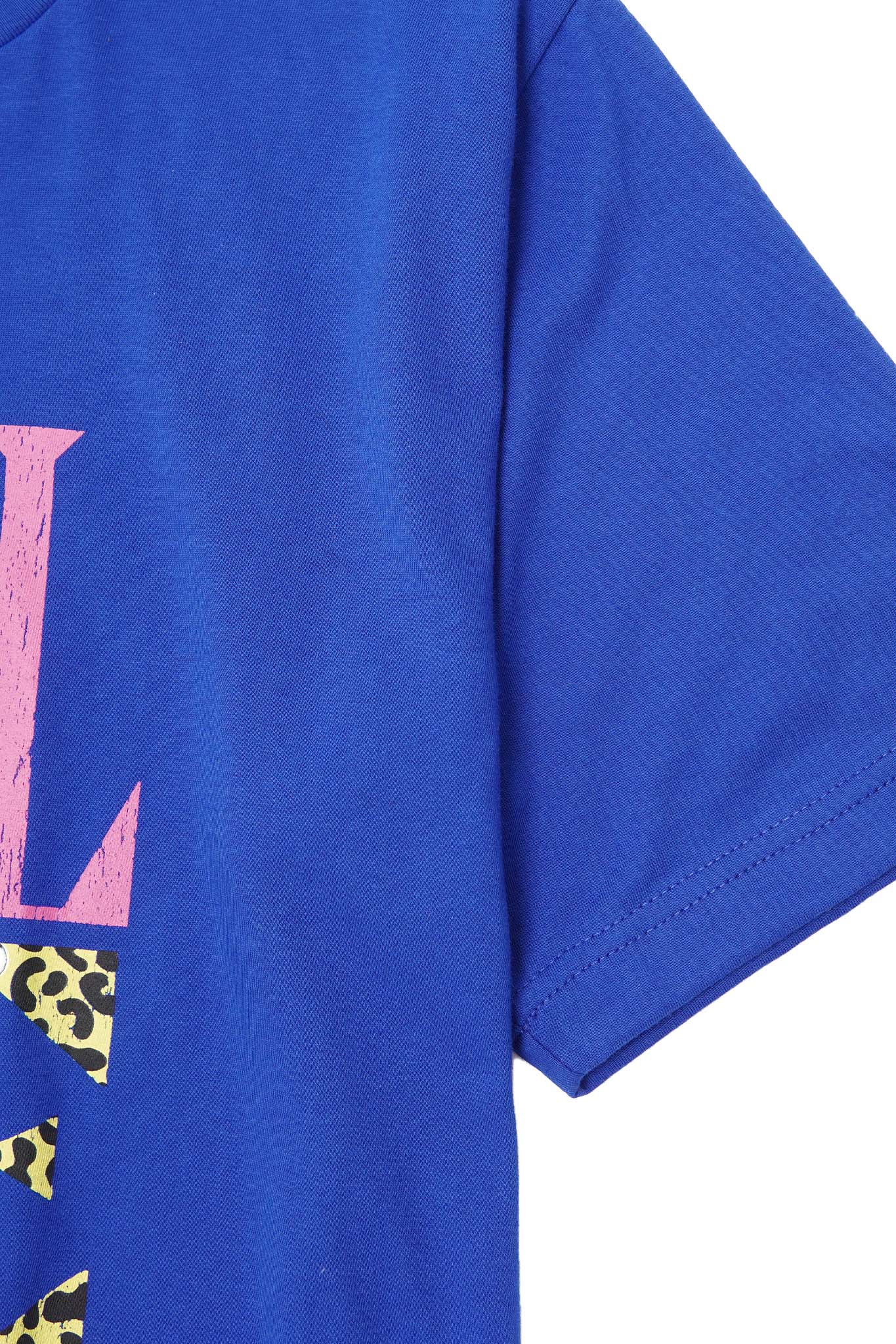 "CALL ME" TEE IN ELECTRIC BLUE - Image 5