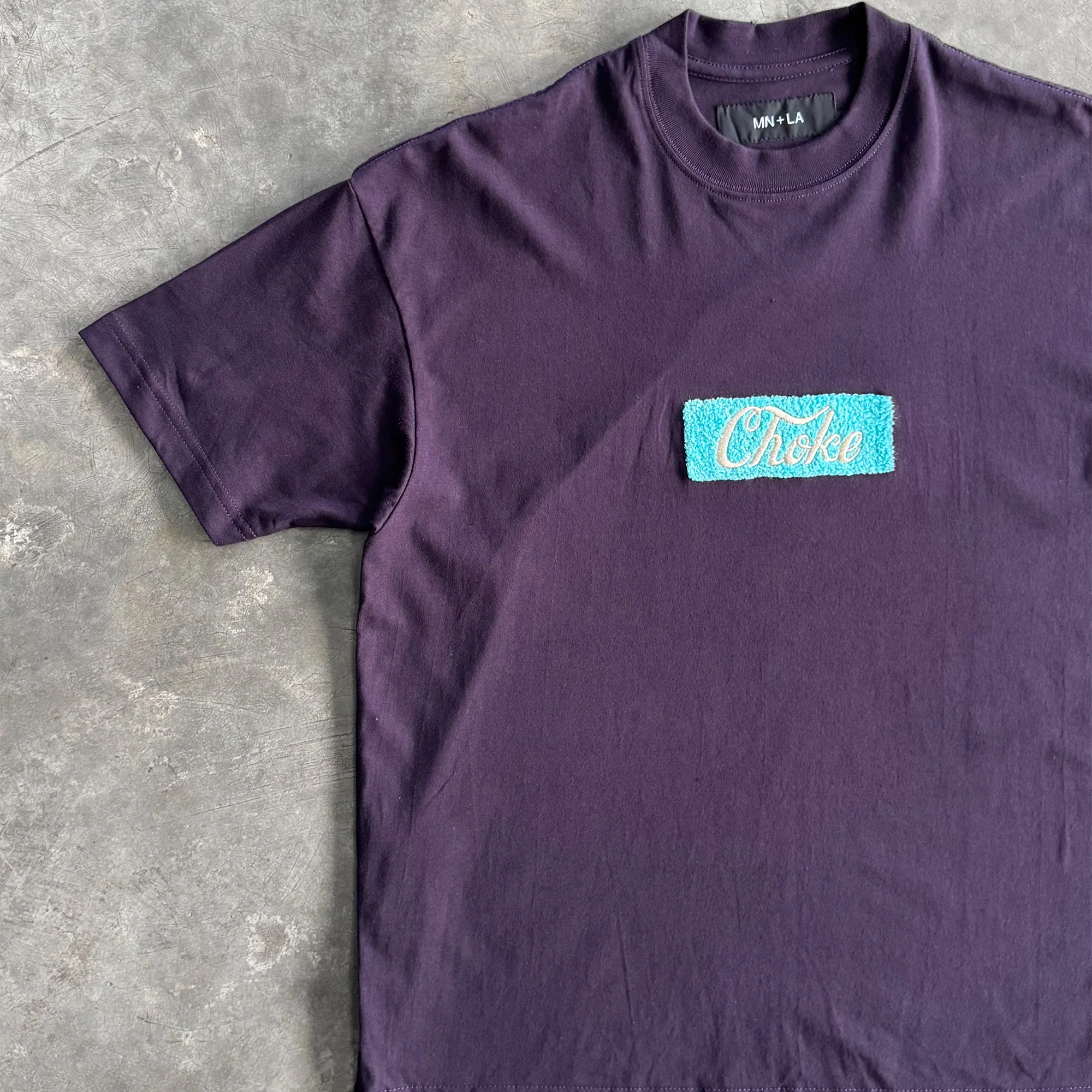 "CHOKE" TEE IN SHADOW PURPLE - Image 4
