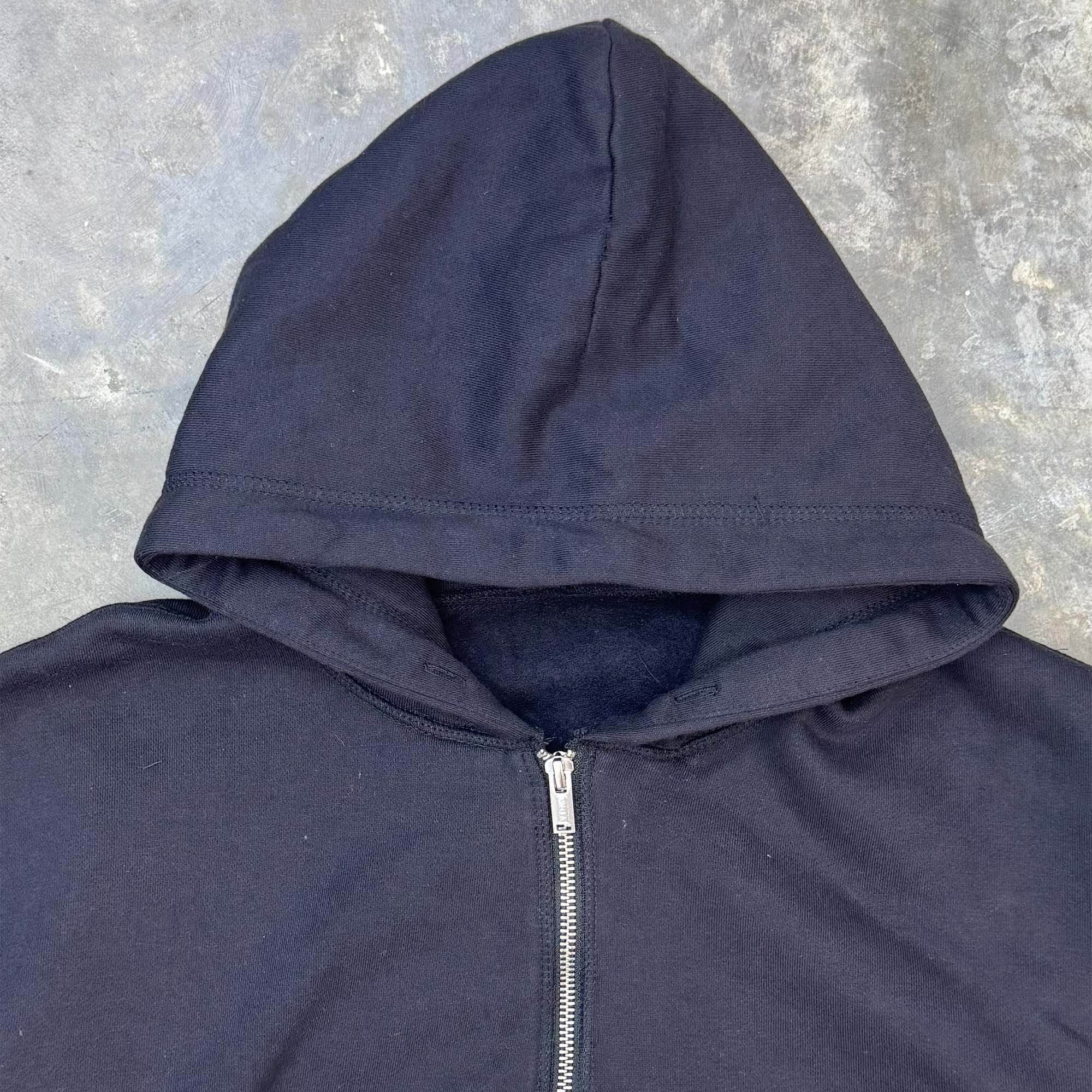CLASSIC ZIP HOODIE IN ANTHRACITE - Image 2