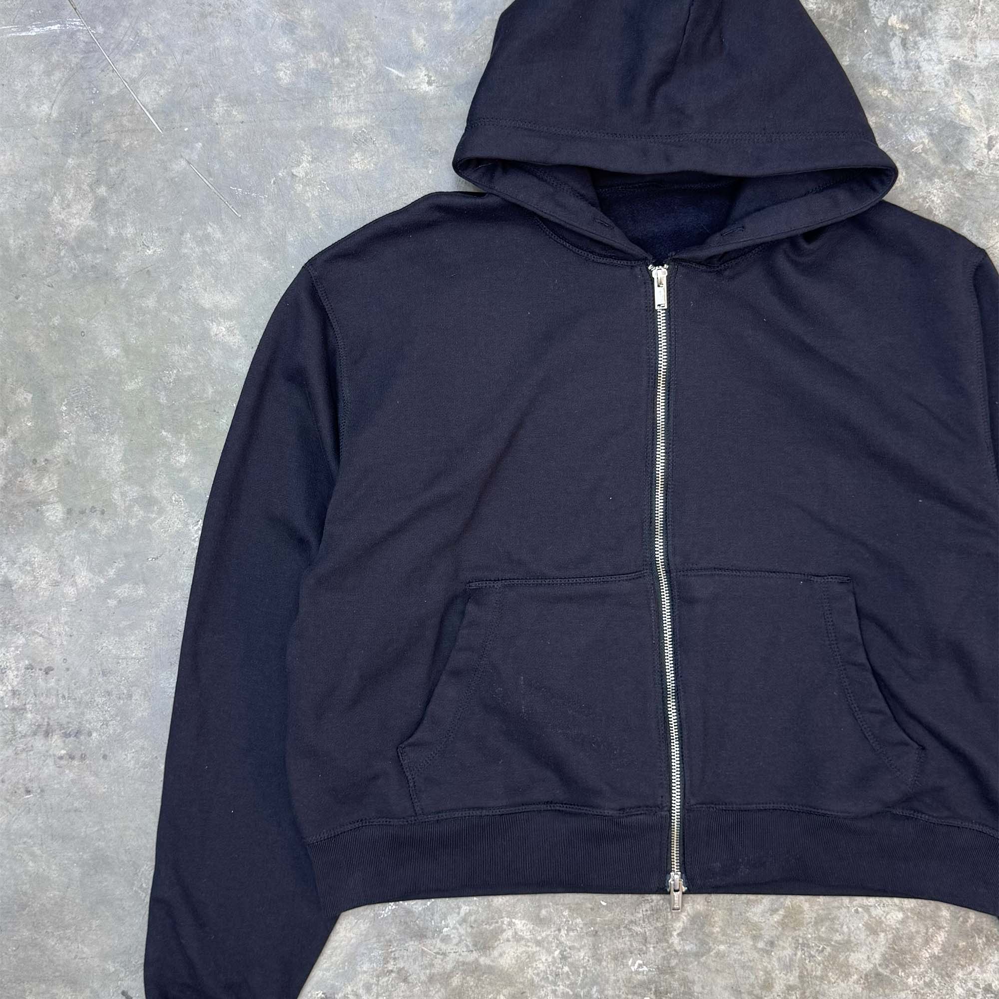 CLASSIC ZIP HOODIE IN ANTHRACITE - Image 3