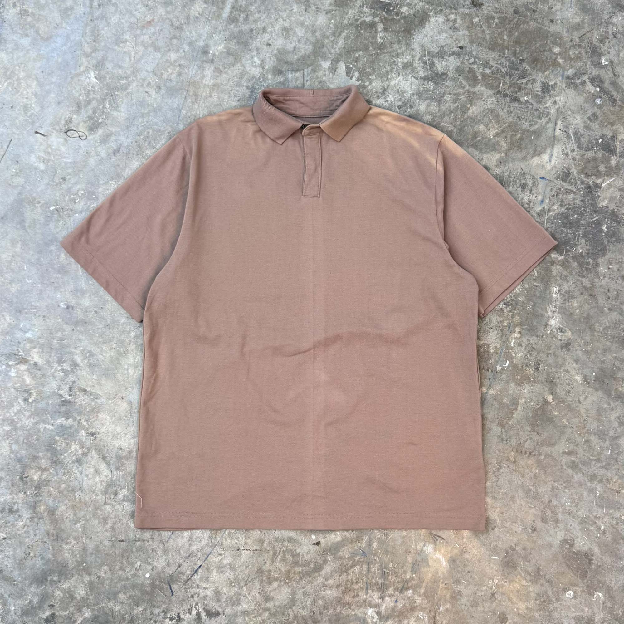 "CLUB" S/S POLO SHIRT IN MAUVE