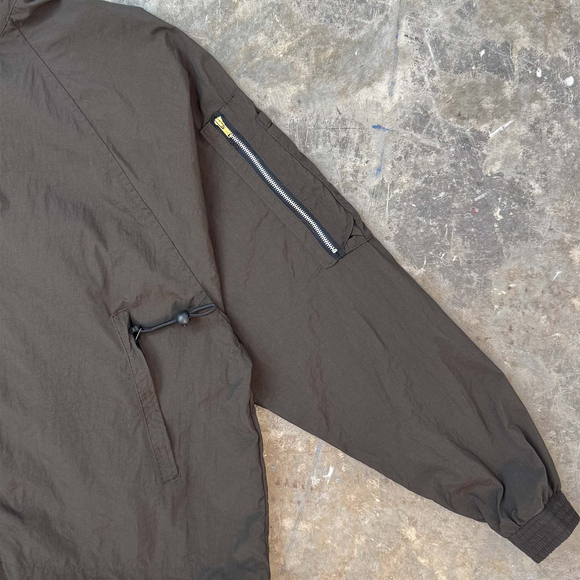 "COLLIDE" SHINOBI WINDSHELL V3 IN CHARCOAL GREY - Image 4