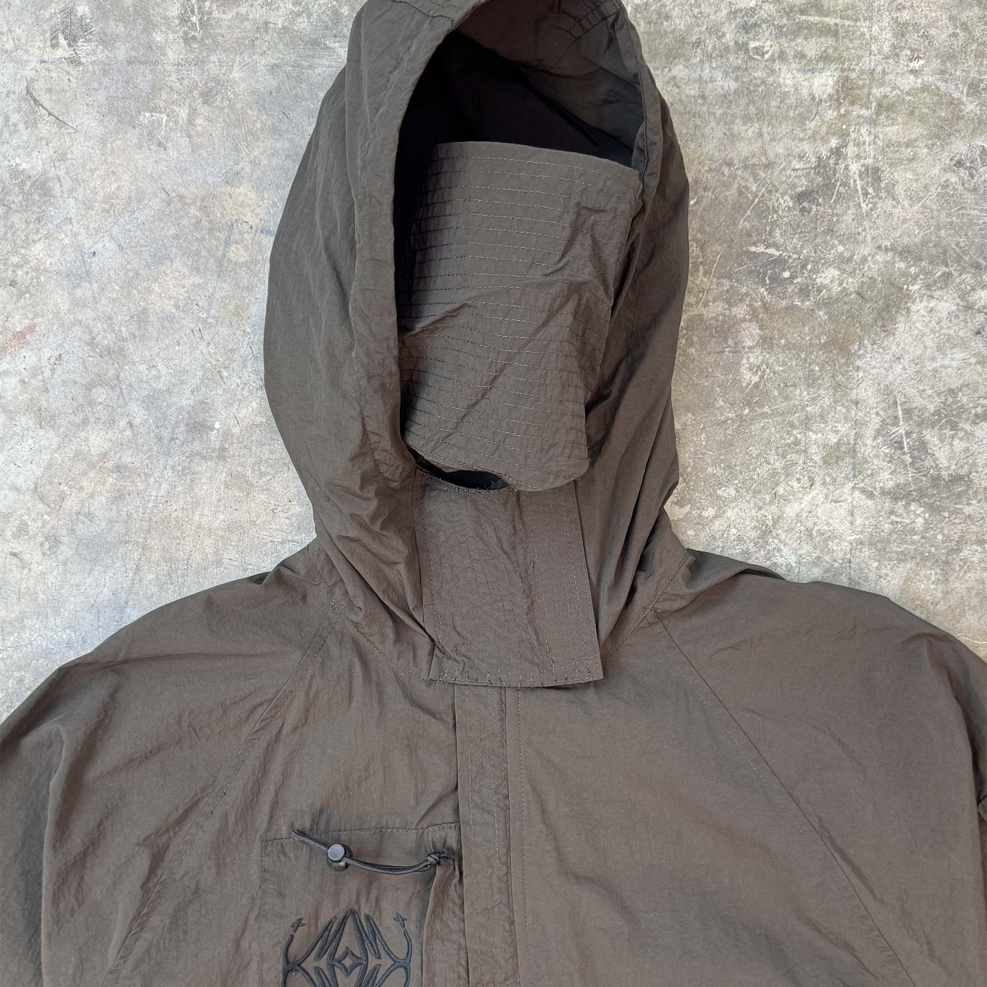 "COLLIDE" SHINOBI WINDSHELL V3 IN CHARCOAL GREY - Image 5