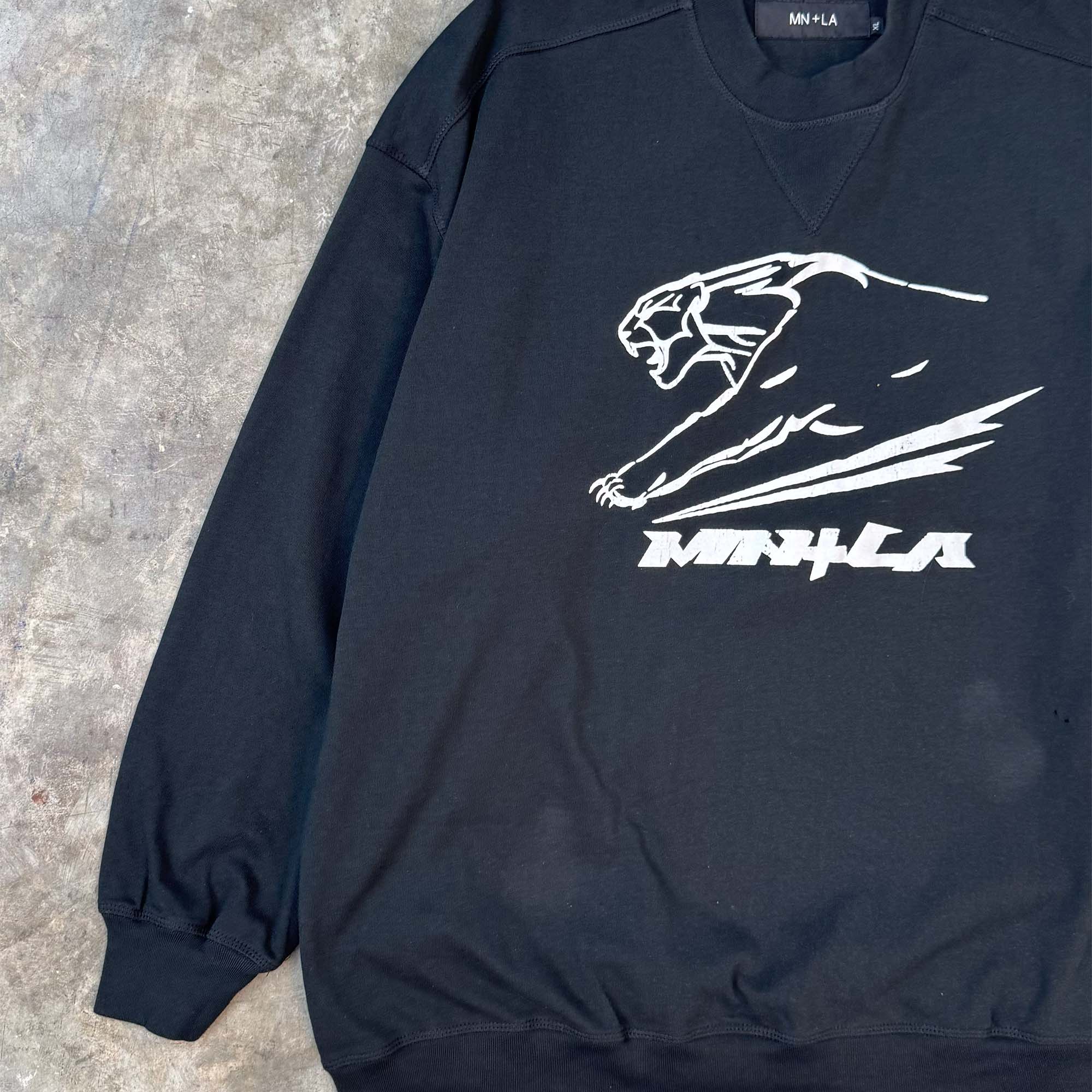 "COUGAR" SWEATSHIRT IN CAVIAR - Image 2