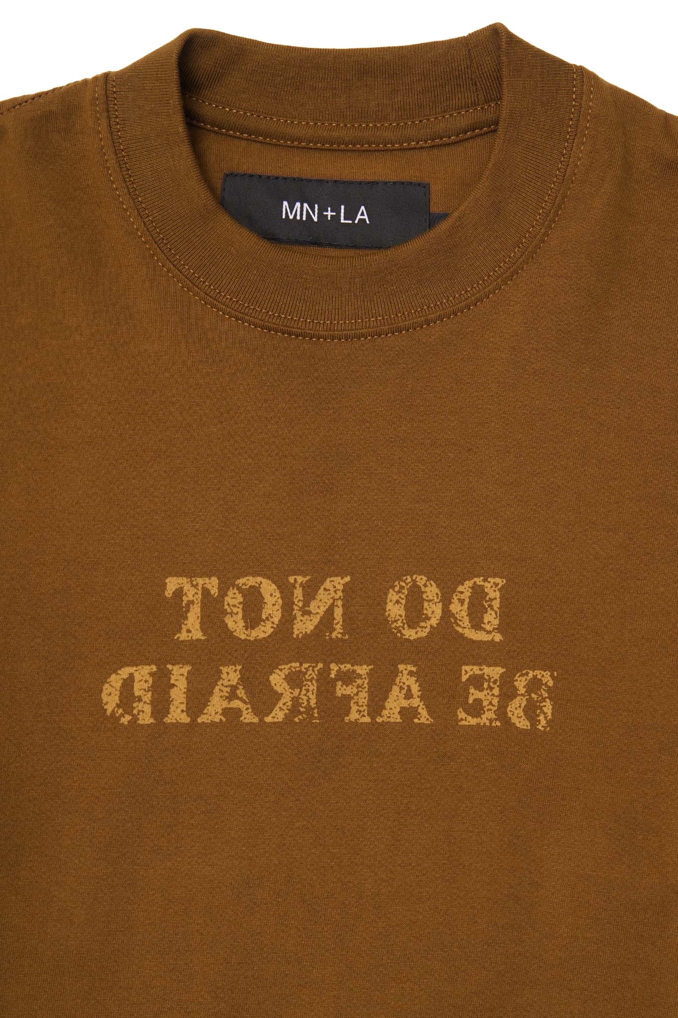 "DO NOT BE AFRAID" TEE IN RUST - Image 6