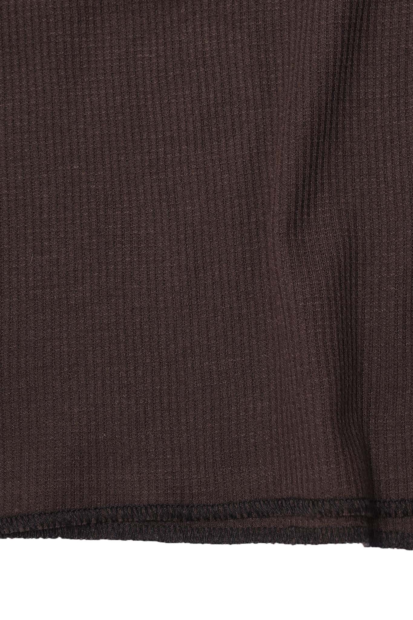 EXO™ MILITIA MOCK NECK WAFFLE TEE IN CHARCOAL GREY - Image 6