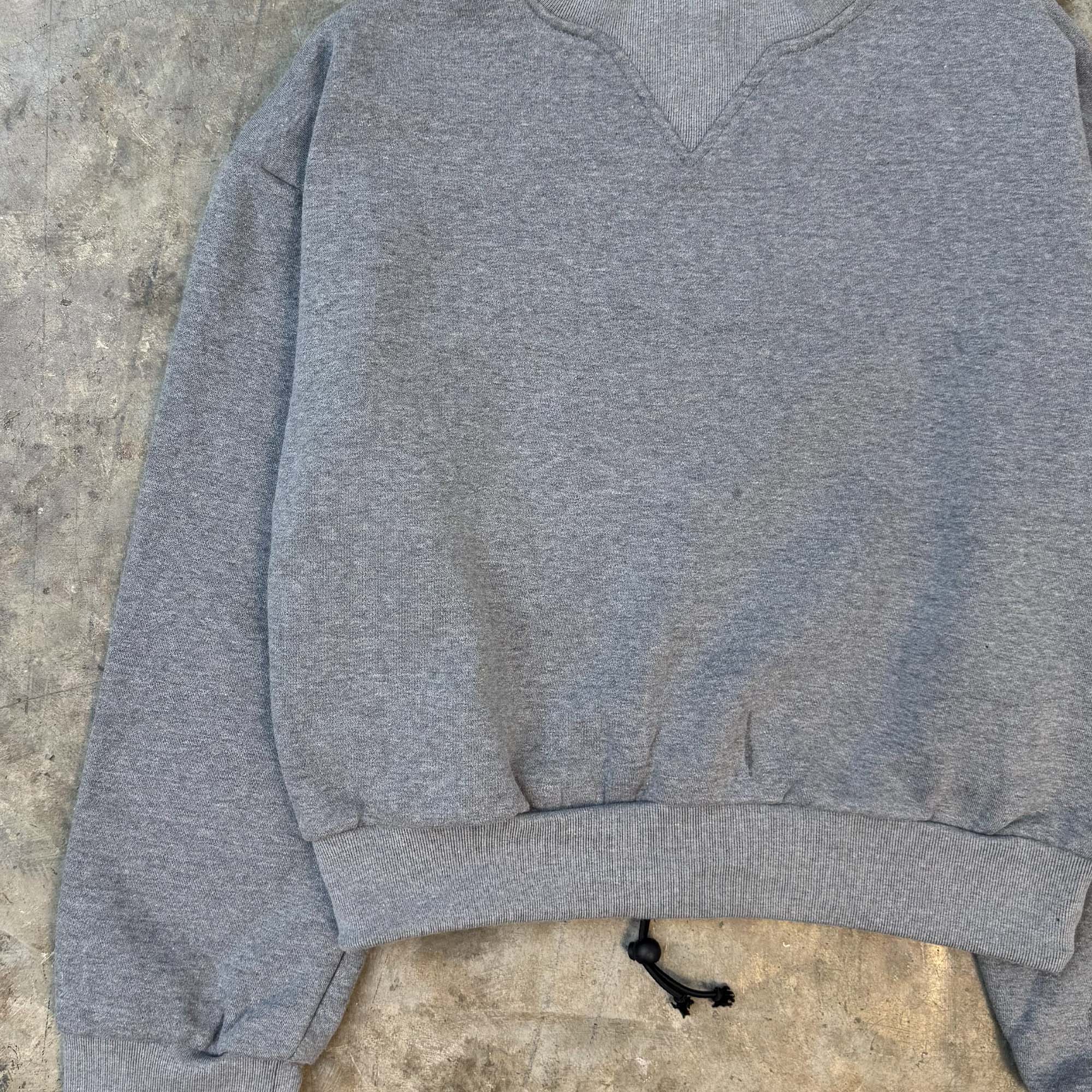 FEMME SWEATSHIRT SAMPLE 002 - Image 3