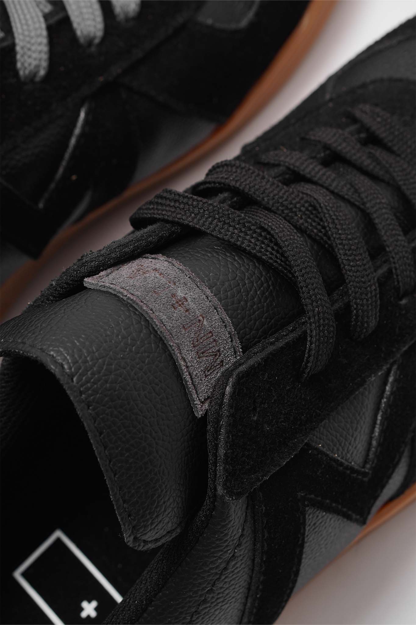 FIELD TRAINERS IN ANTHRACITE - Image 6