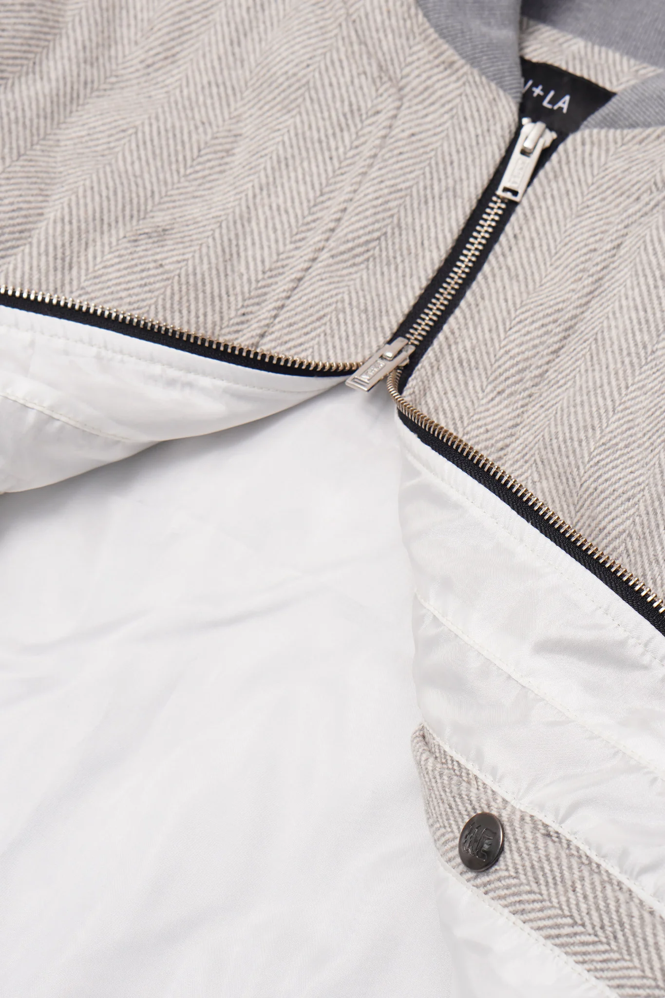 "FLOW" BOMBER JACKET IN GAINSBORO - Image 6