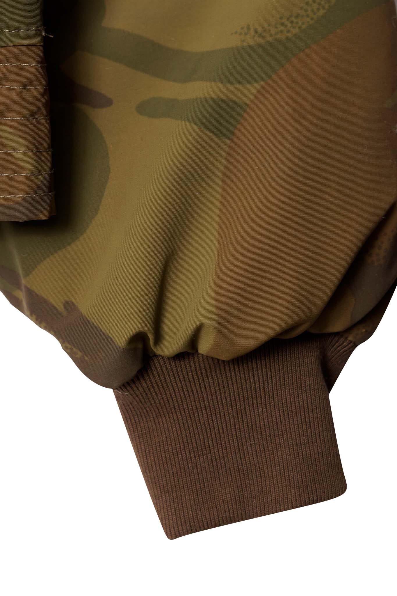 "FLOW" BOMBER JACKET IN JUNGLE CAMO - Image 9