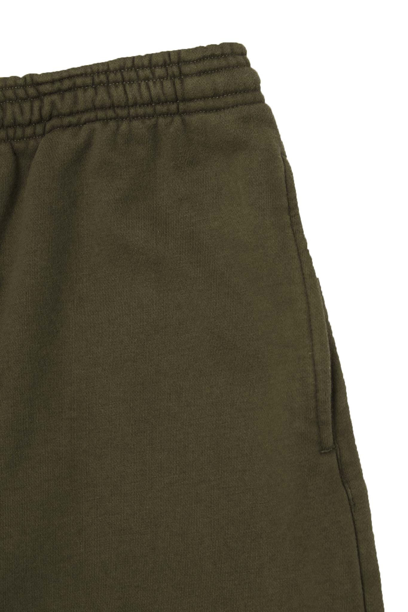 FRENCH TERRY BOOTCUT PANTS IN AGED OLIVE - Image 7