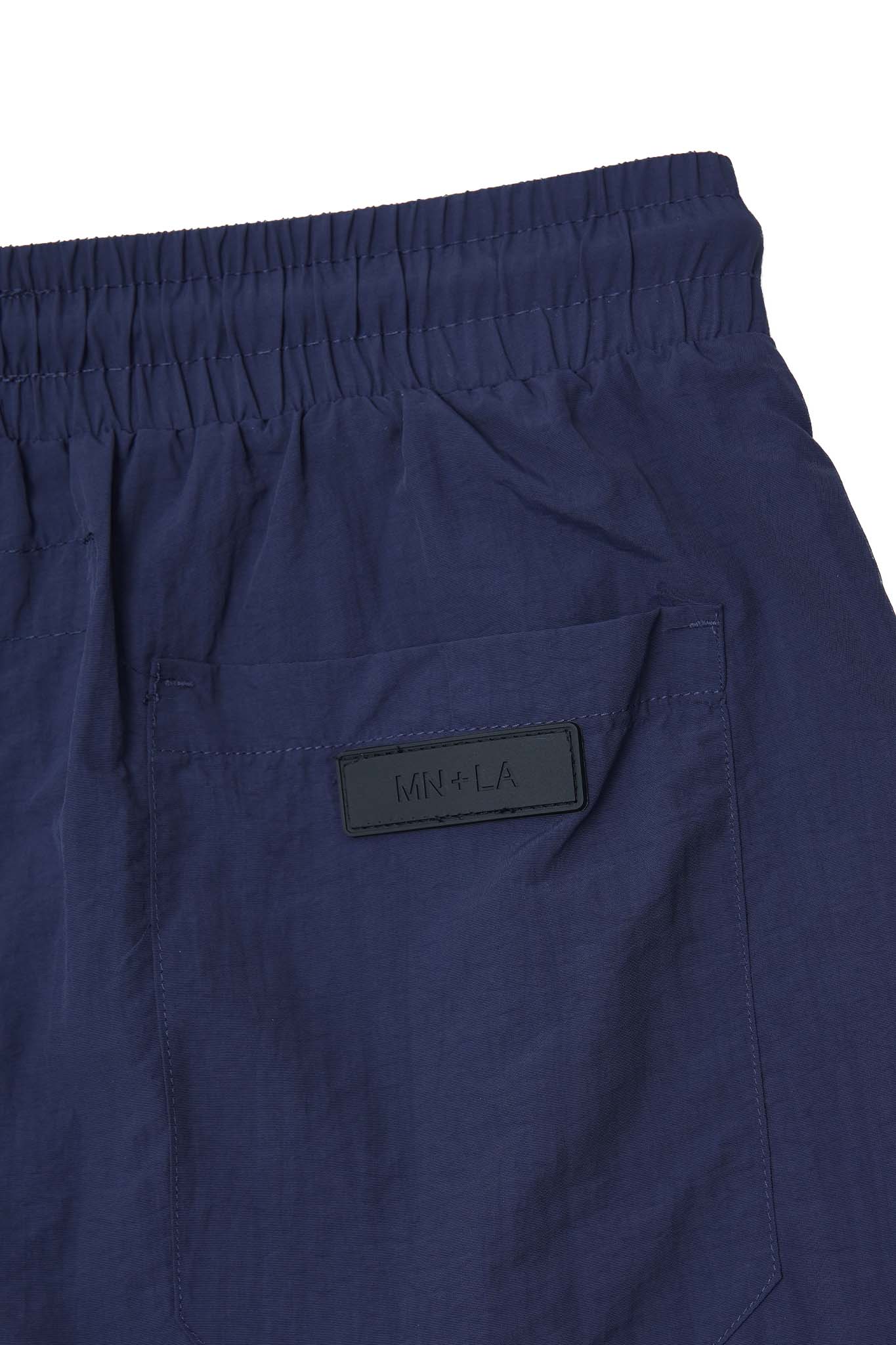 SOLAR SHORTS IN MIDNIGHT - Image 6