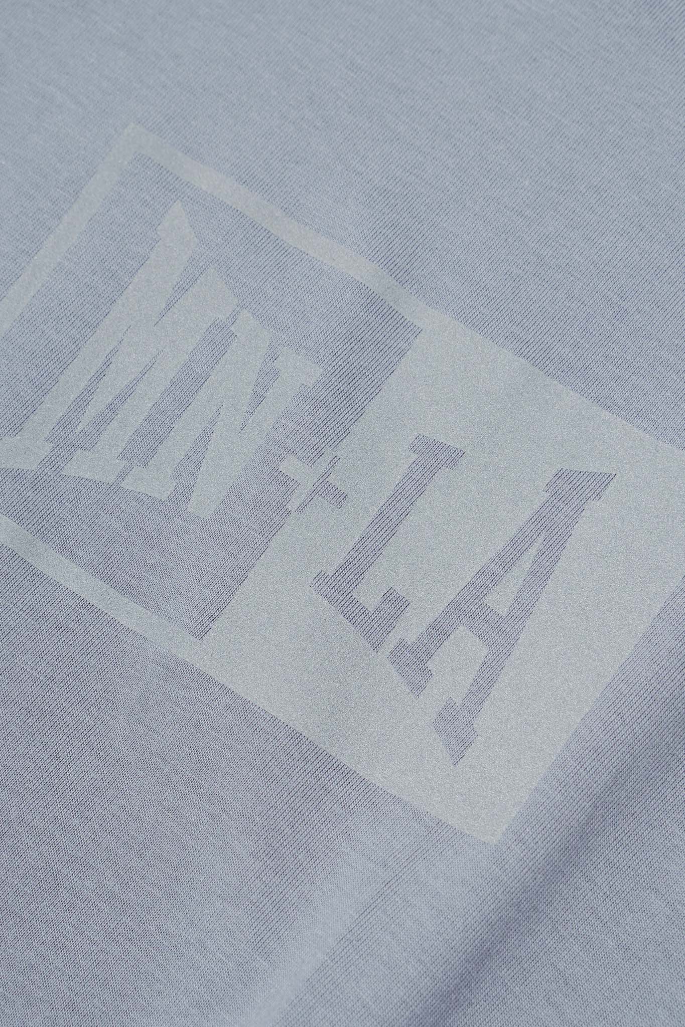 "KNUCKLEHEAD" TEE IN GLACIER REFLECTIVE - Image 4