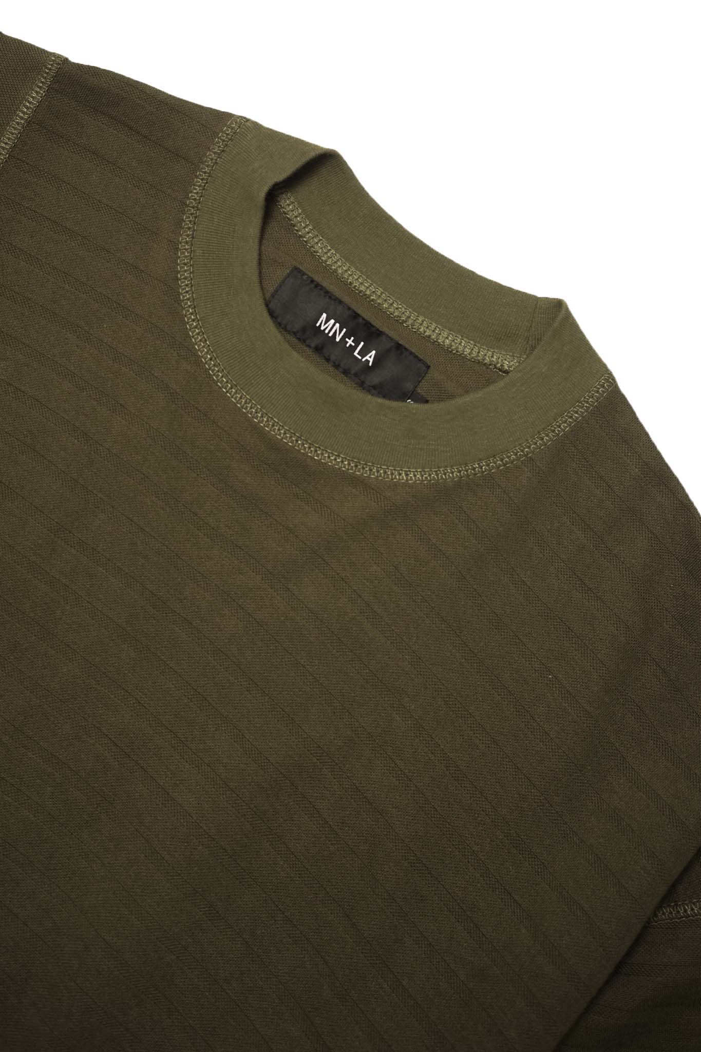 LINEAR TEE IN OLIVE - Image 3
