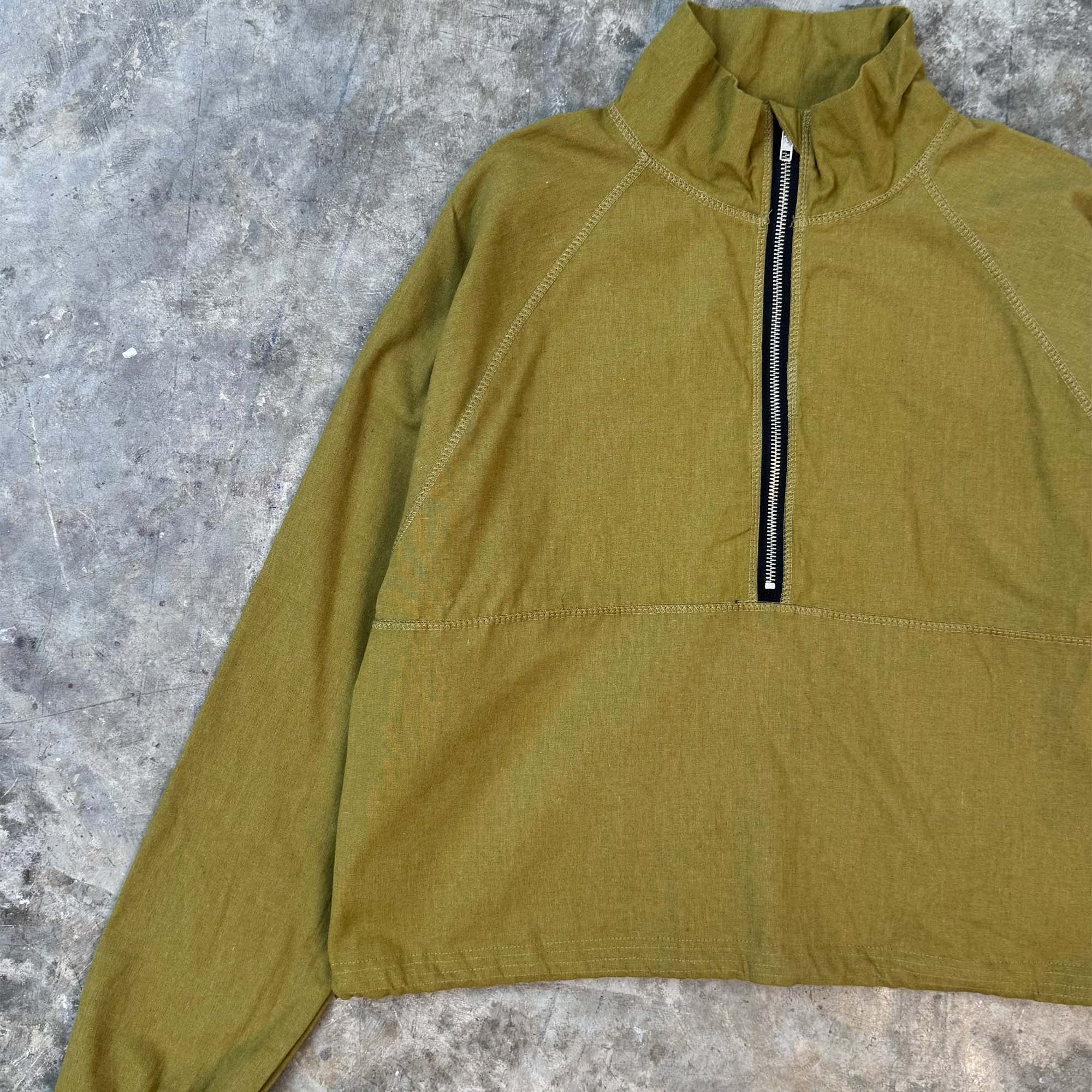 LINEN QUARTER ZIP L/S TEE V2 IN VERDUN - Image 3