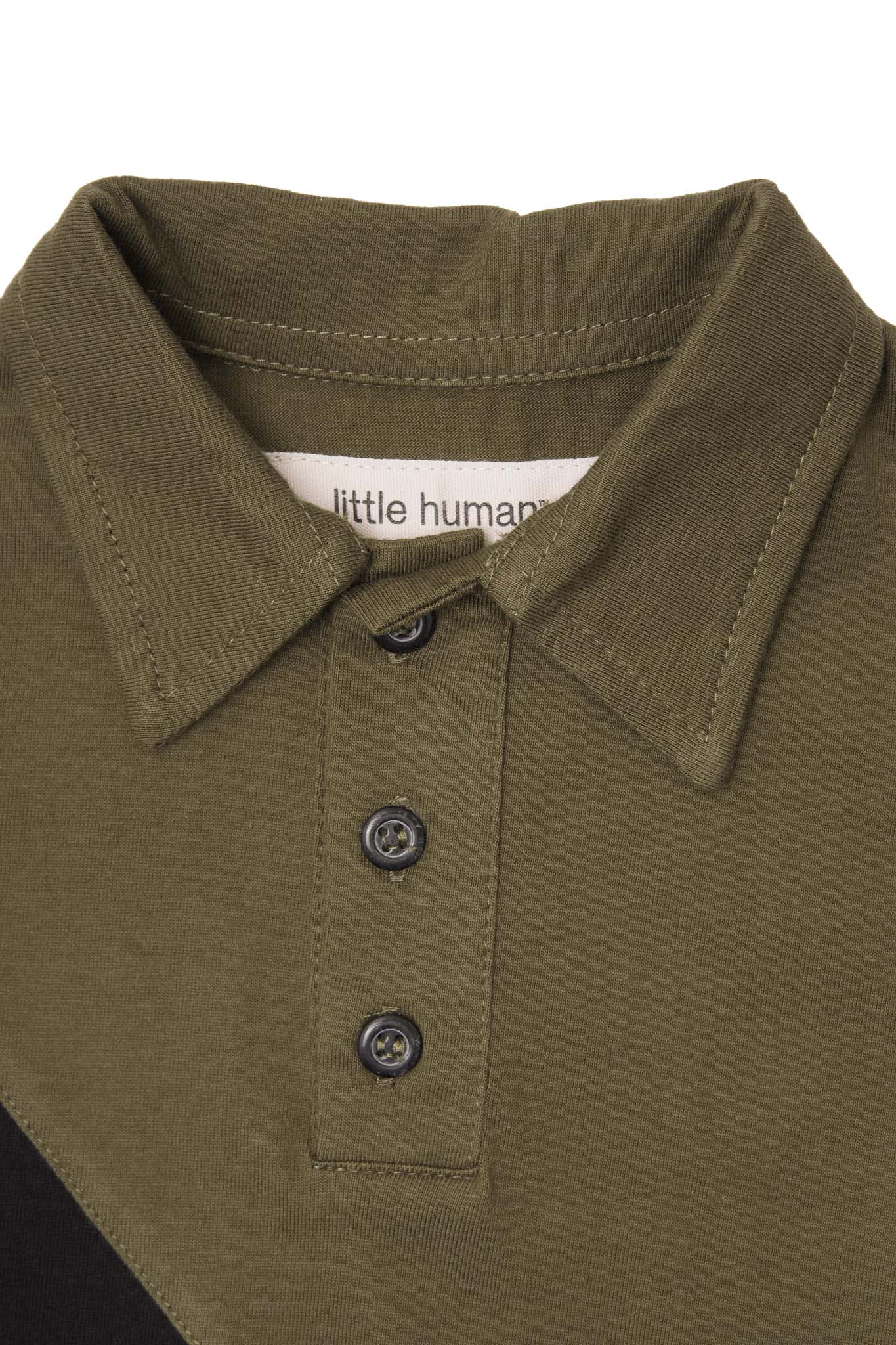 LITTLE HUMAN™ ARC S/S POLO SHIRT IN OLIVE - Image 3