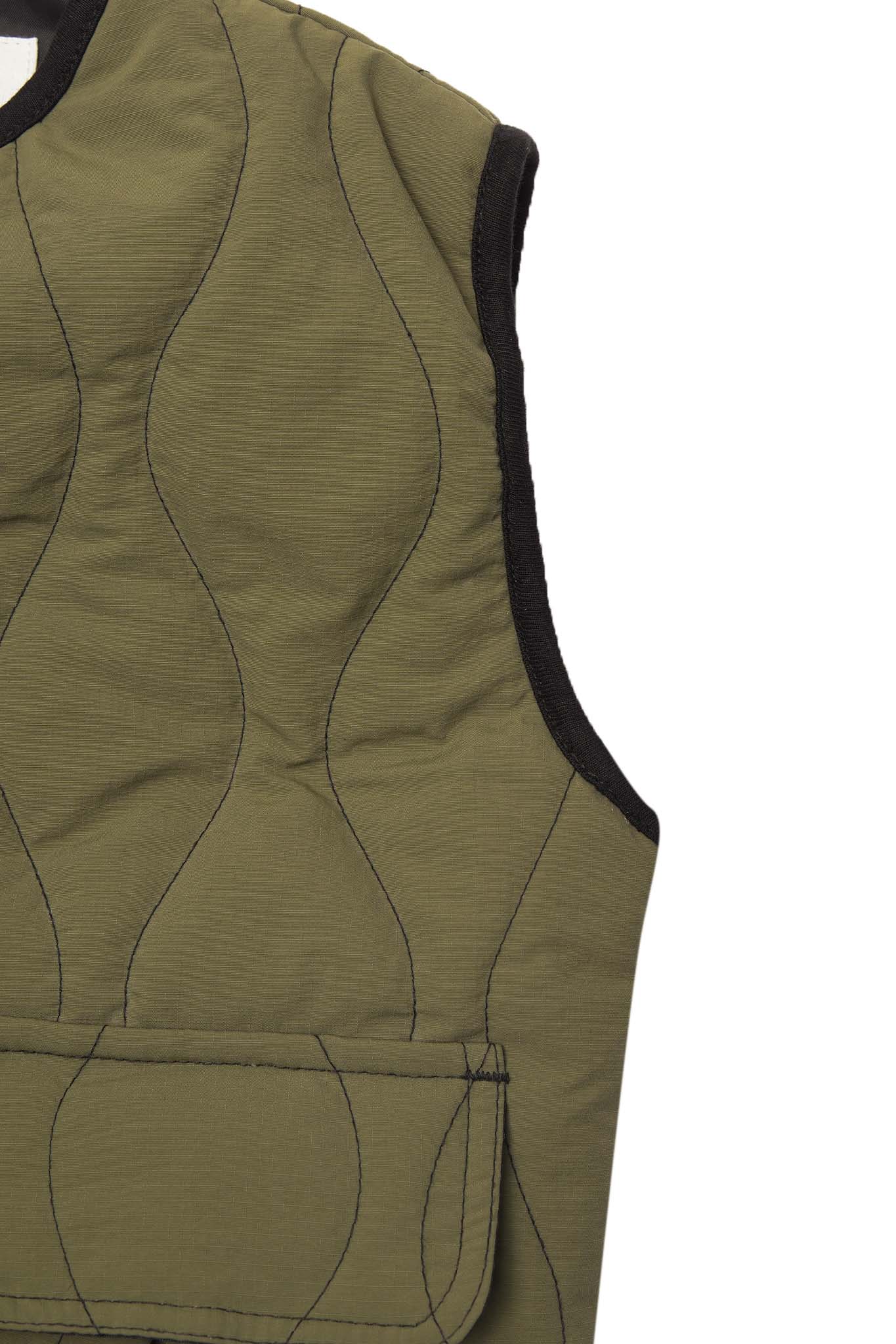 LITTLE HUMAN™ FLOW VEST IN OLIVE - Image 5