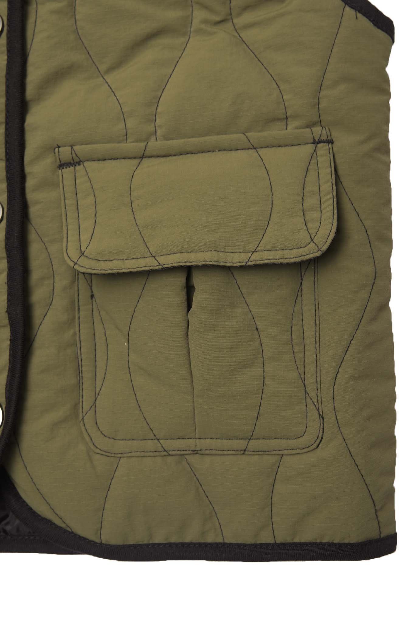 LITTLE HUMAN™ FLOW VEST IN OLIVE - Image 7