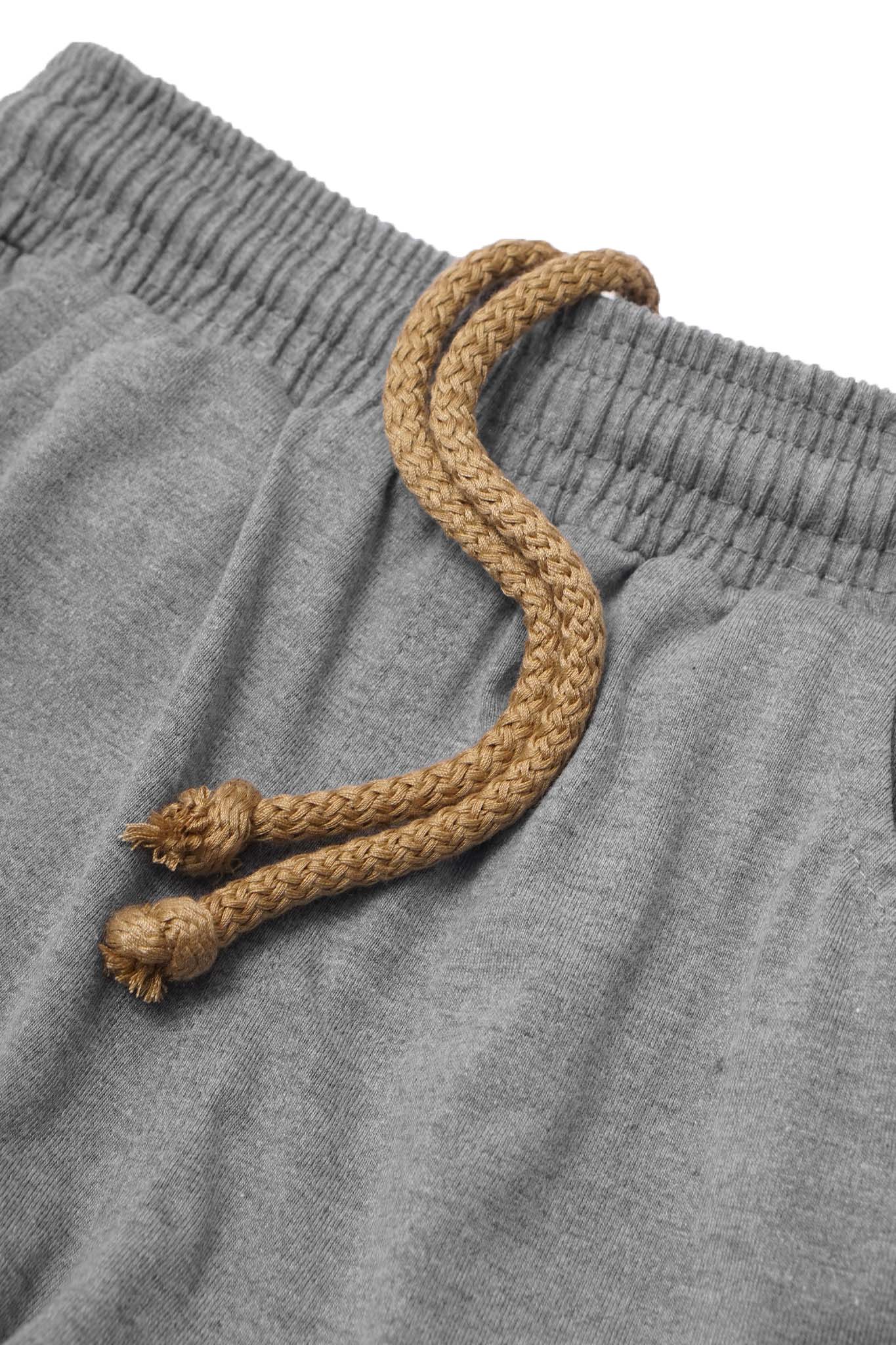LITTLE HUMAN™ STRIDE SHORTS IN HEATHER GREY - Image 6