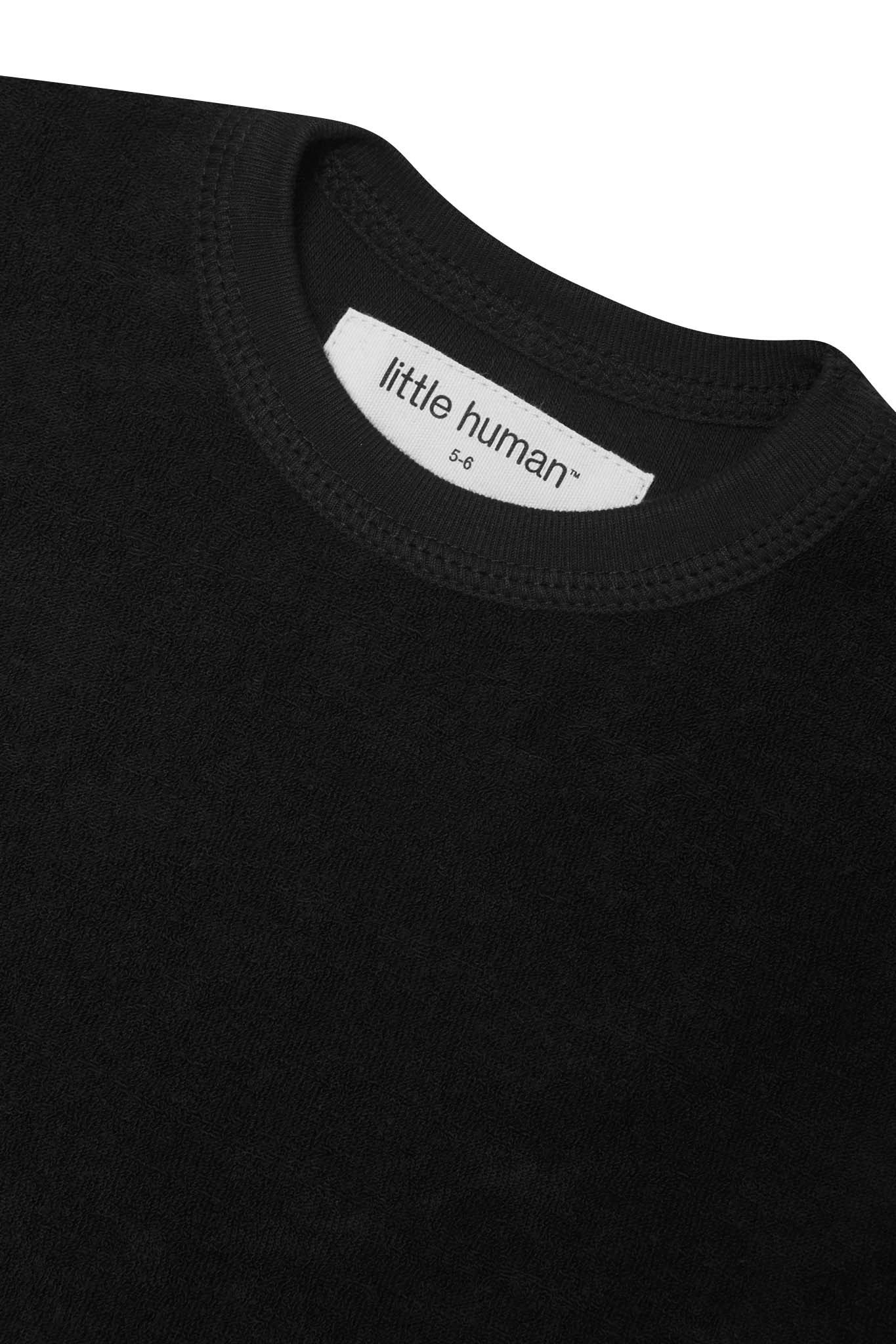 LITTLE HUMAN™ TOWEL TEE IN ANTHRACITE - Image 3