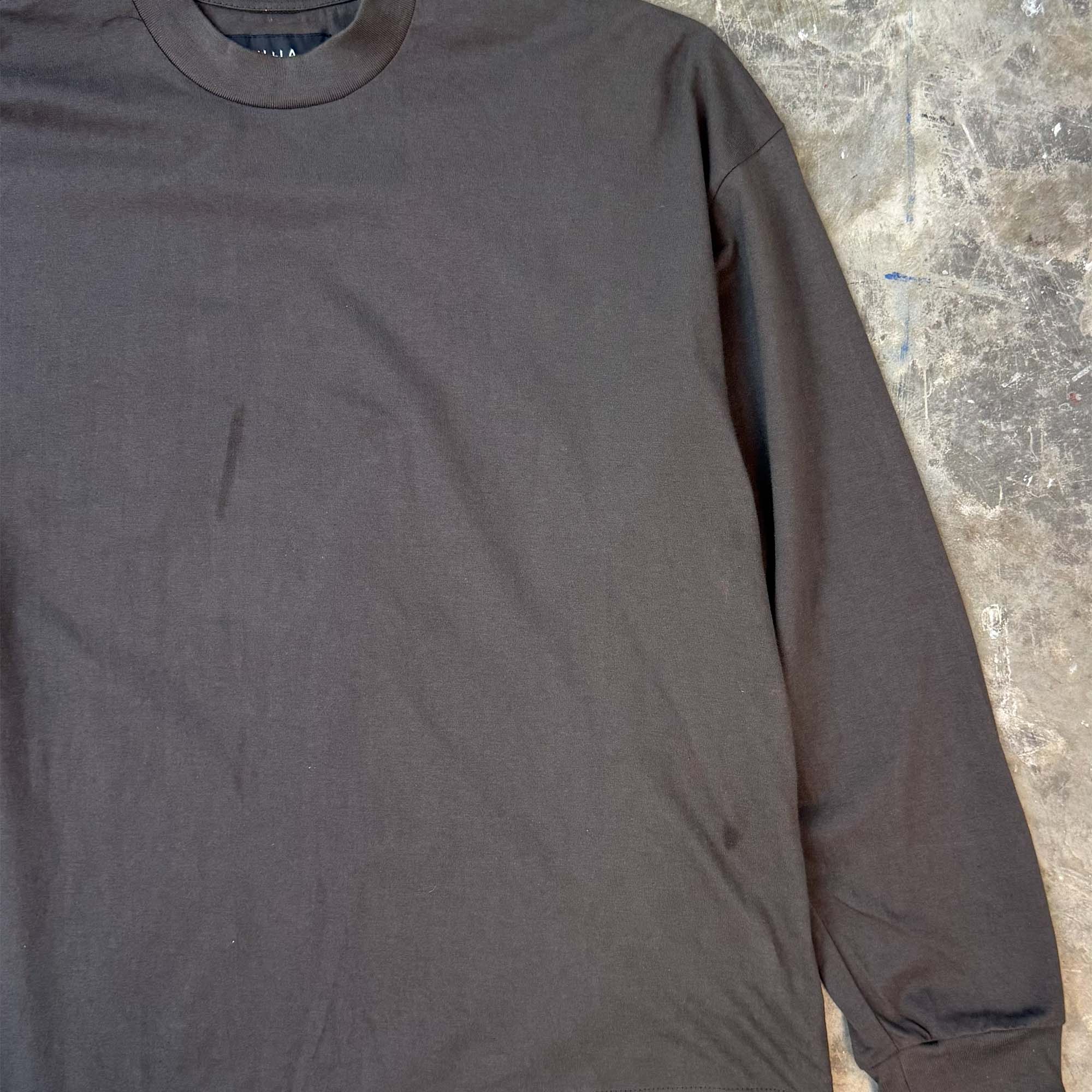 LONGSLEEVE TEE IN CHARCOAL GREY - Image 3