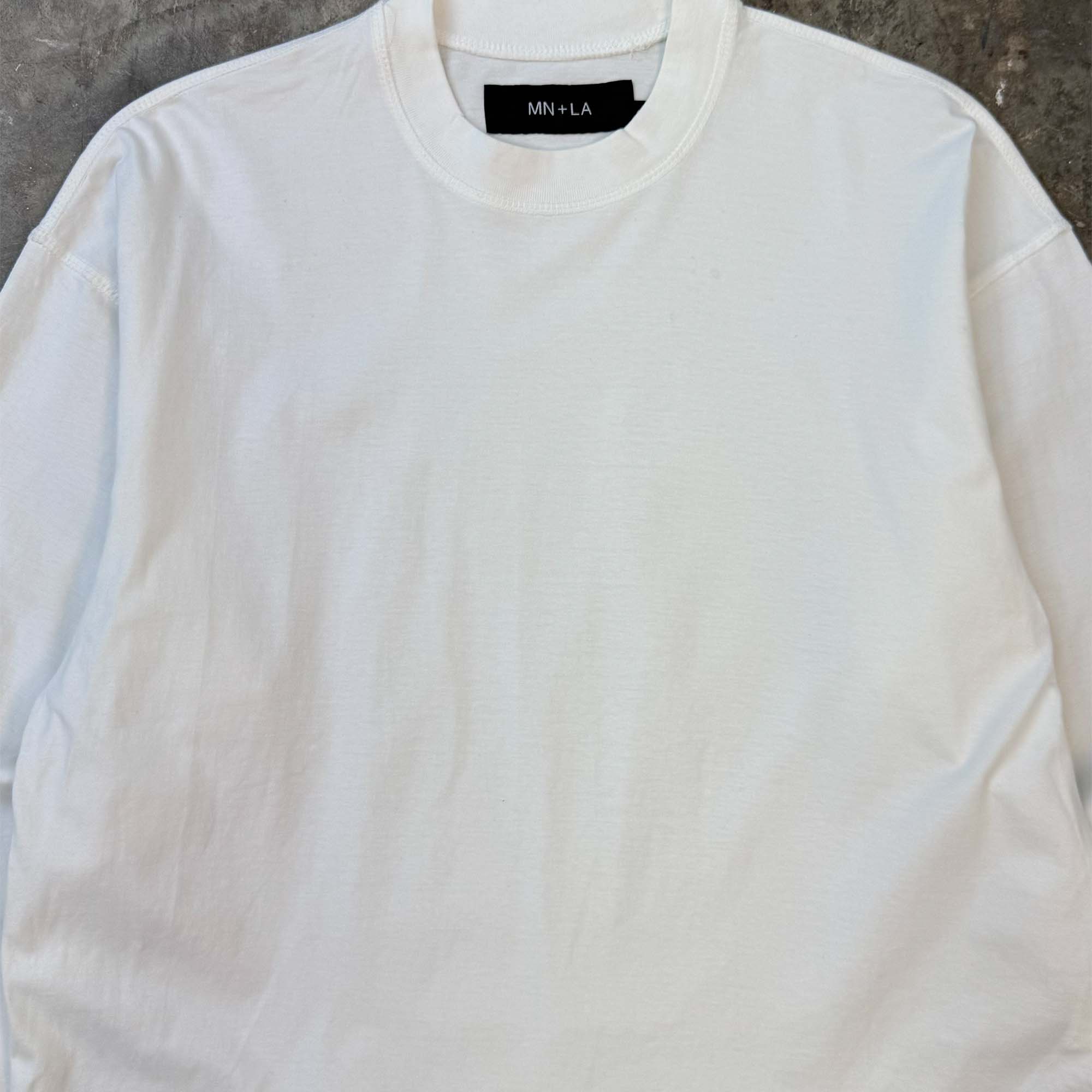 LONGSLEEVE TEE IN WHITE - Image 2