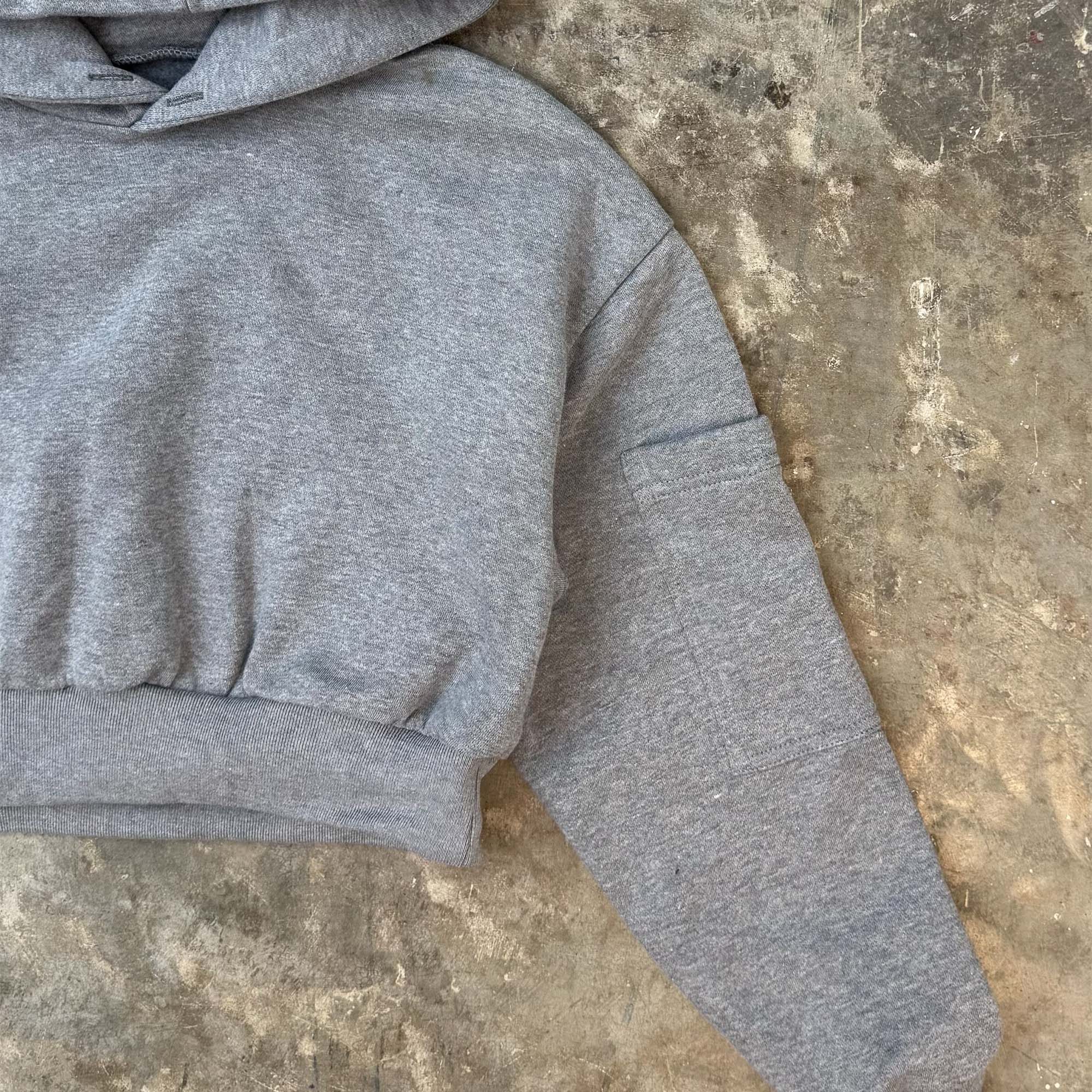 LOUNGE HOODIE IN HEATHER GREY - Image 3