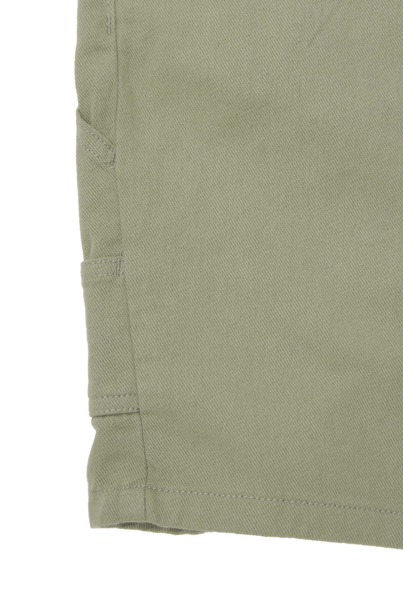 CARPENTER SHORTS IN DESERT - Image 9