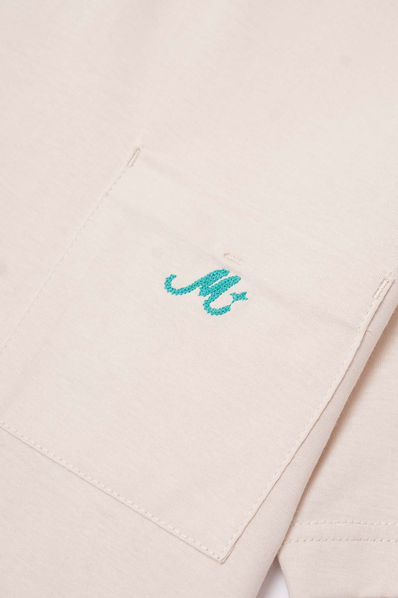 M+ CLASSIC POCKET LITE TEE IN OAT - Image 5