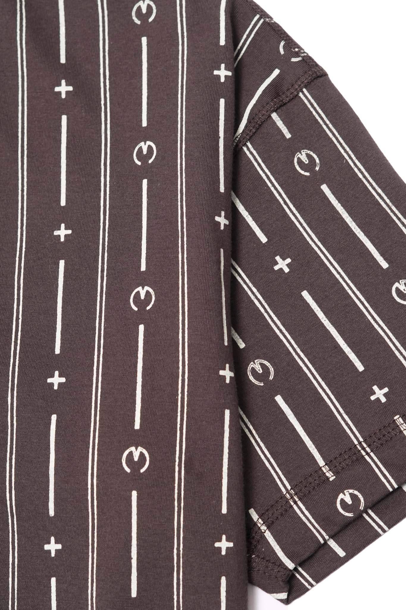 "M+ PINSTRIPE" TEE IN CHARCOAL GREY - Image 6