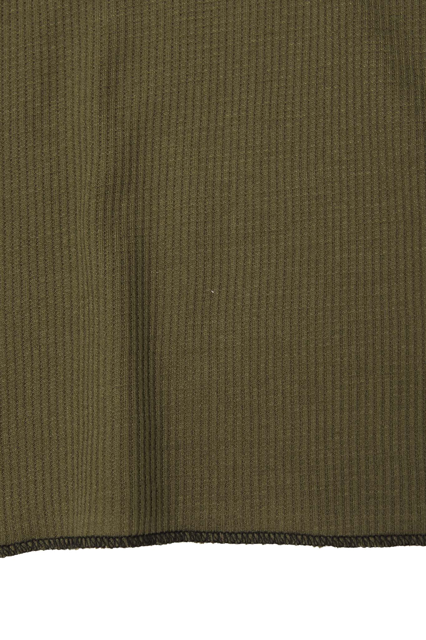 “M’$ SPECK V2” WAFFLE TEE IN OLIVE - Image 10
