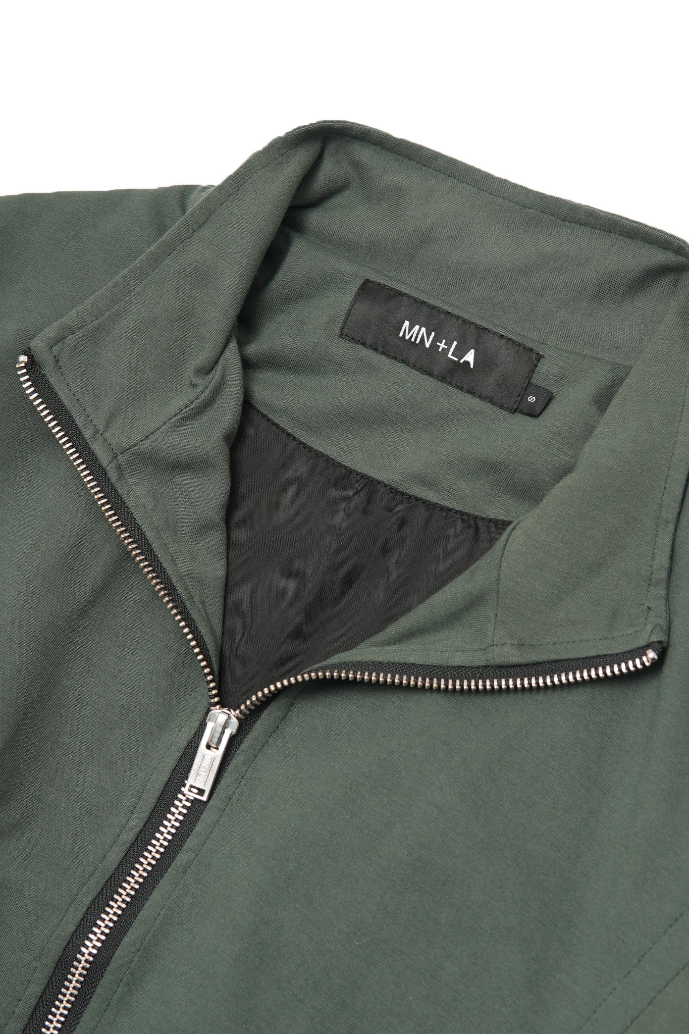 M+ "WAGWAN" JACKET IN MOSS - Image 9