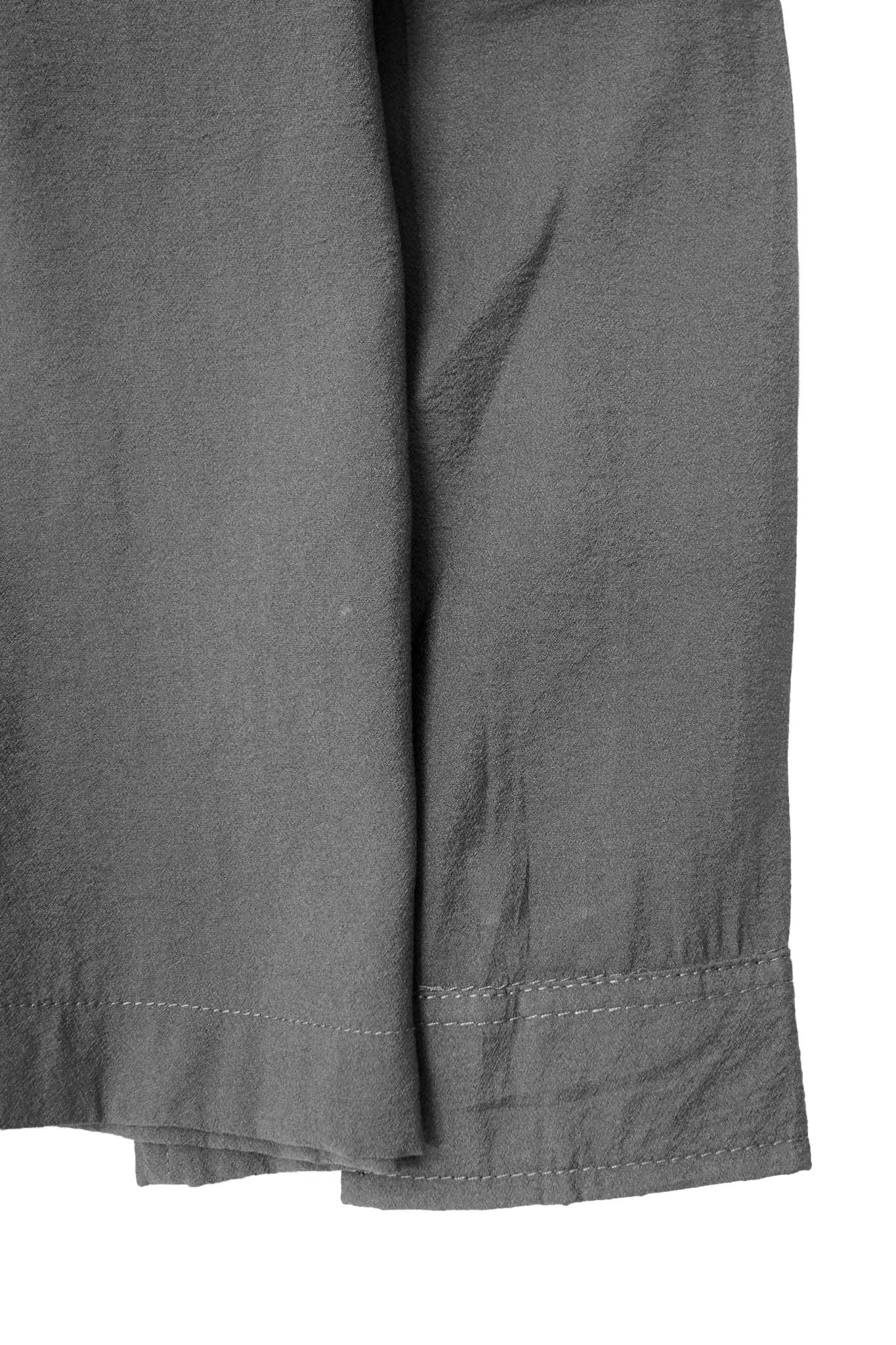 MANDARIN L/S SHIRT IN IRON GREY - Image 6