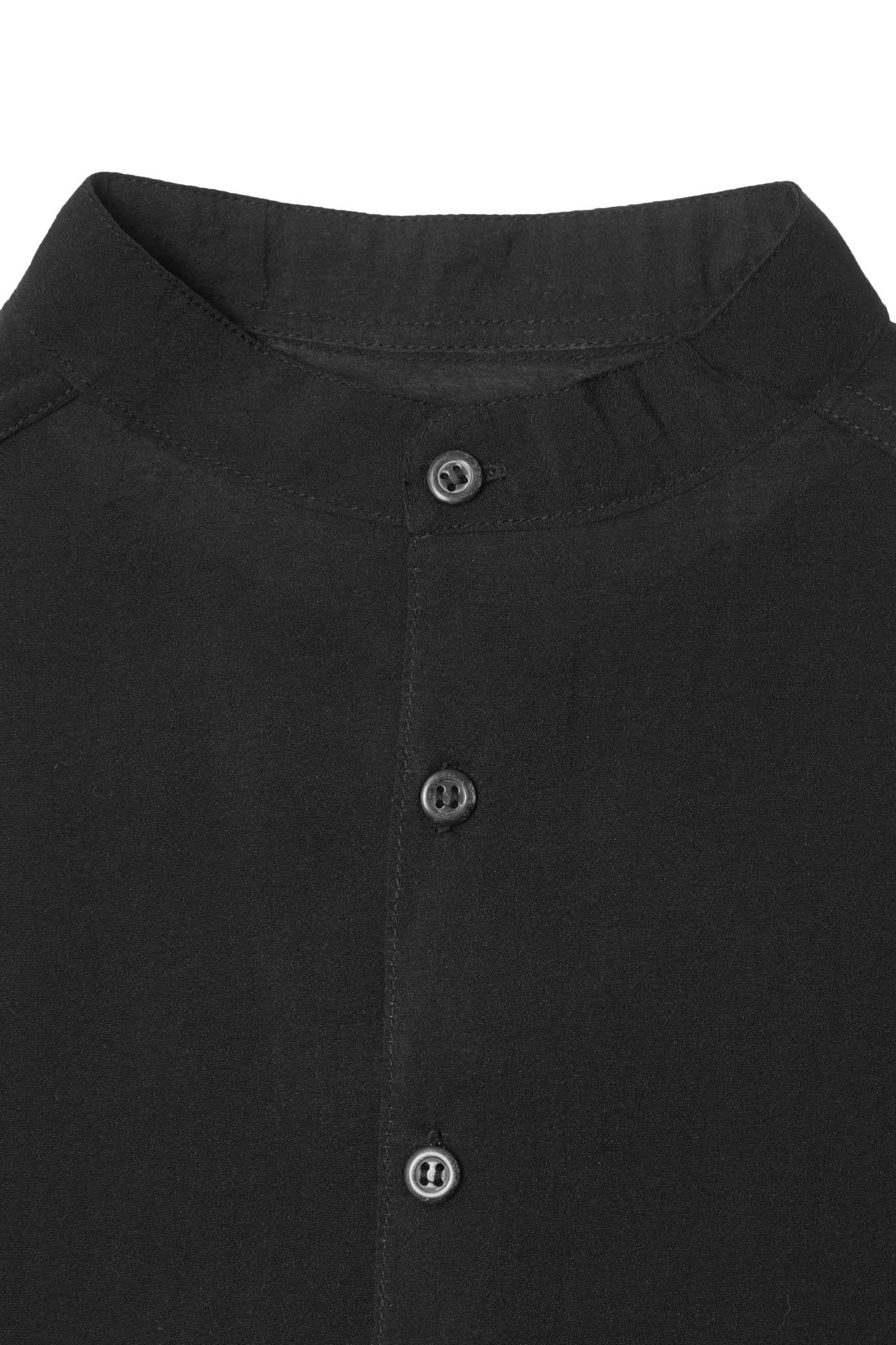 MANDARIN S/S SHIRT IN NOIR - Image 2