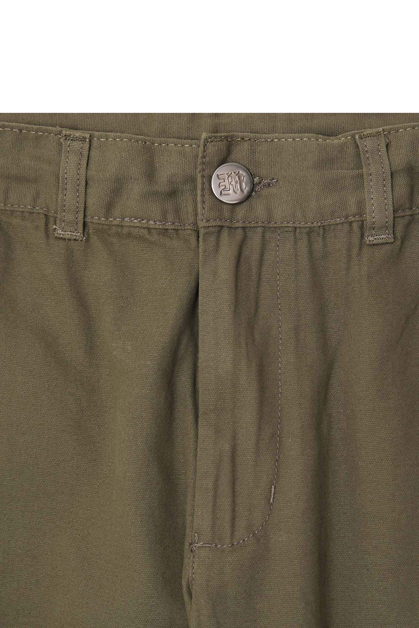 MANDARIN SHORTS IN OLIVE - Image 3