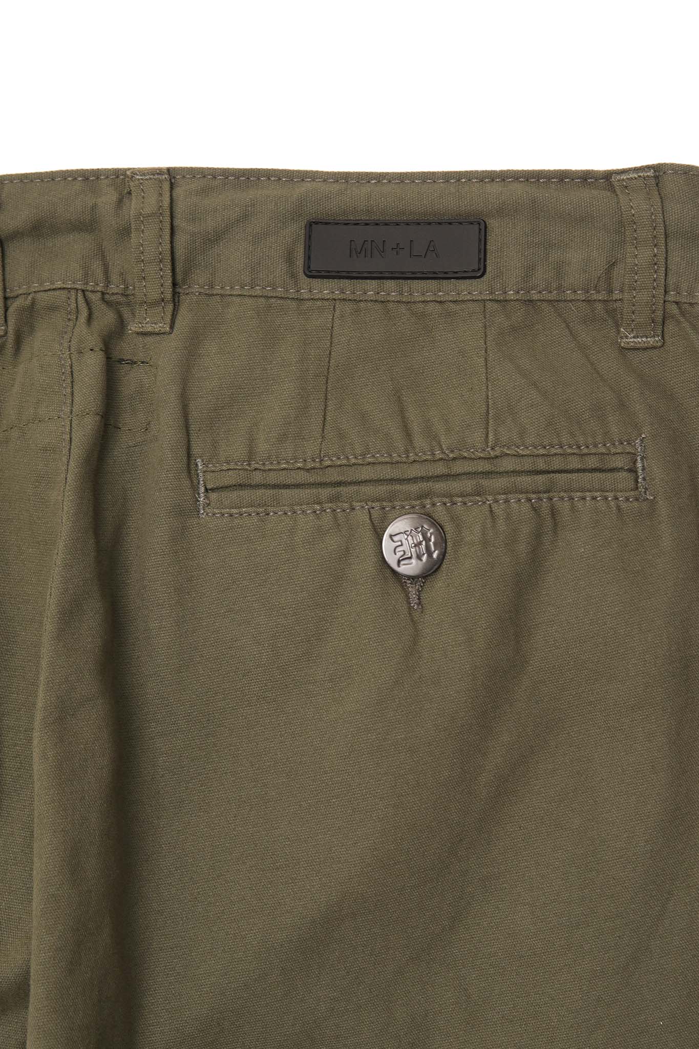 MANDARIN SHORTS IN OLIVE - Image 6