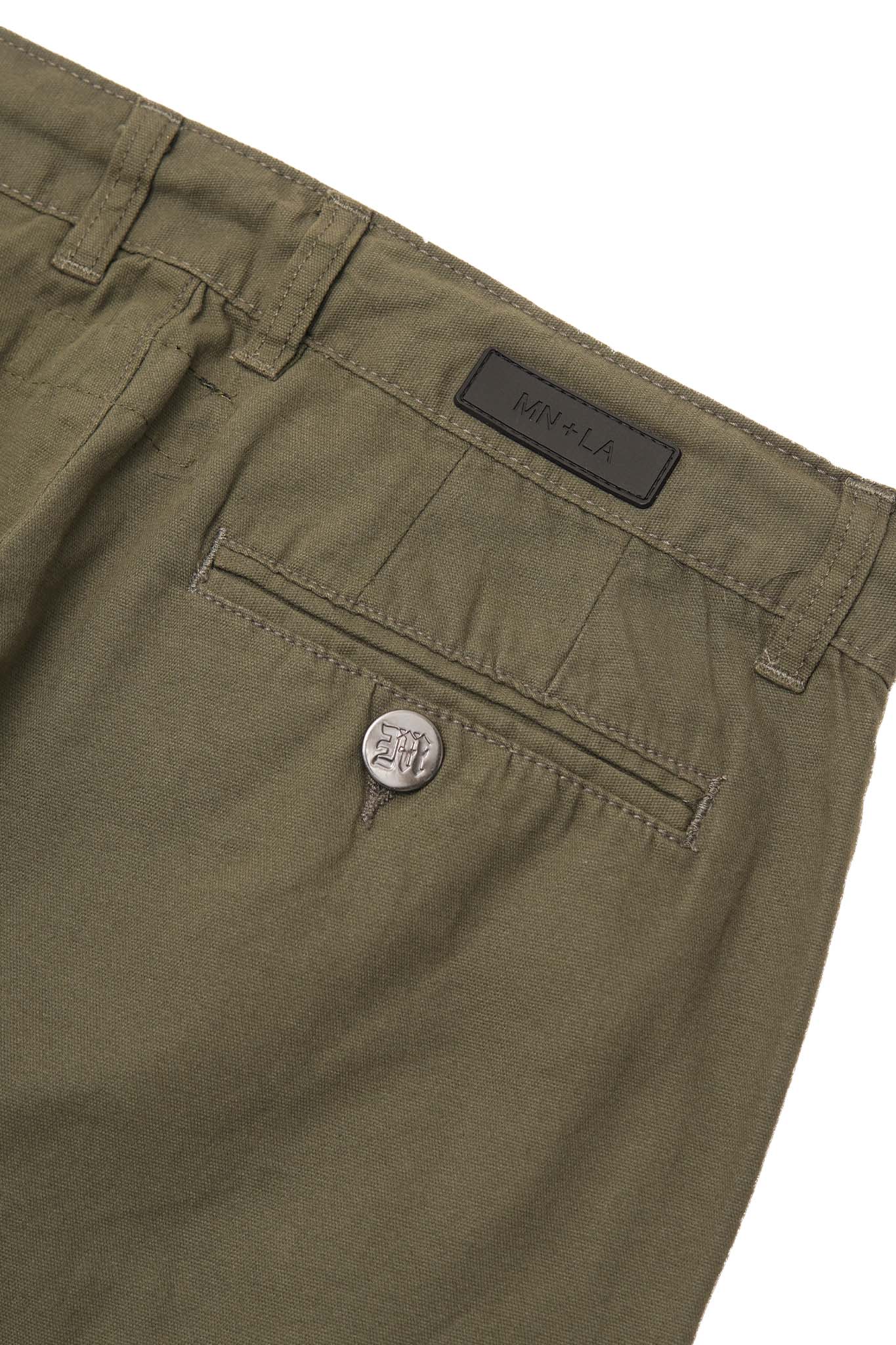 MANDARIN SHORTS IN OLIVE - Image 7