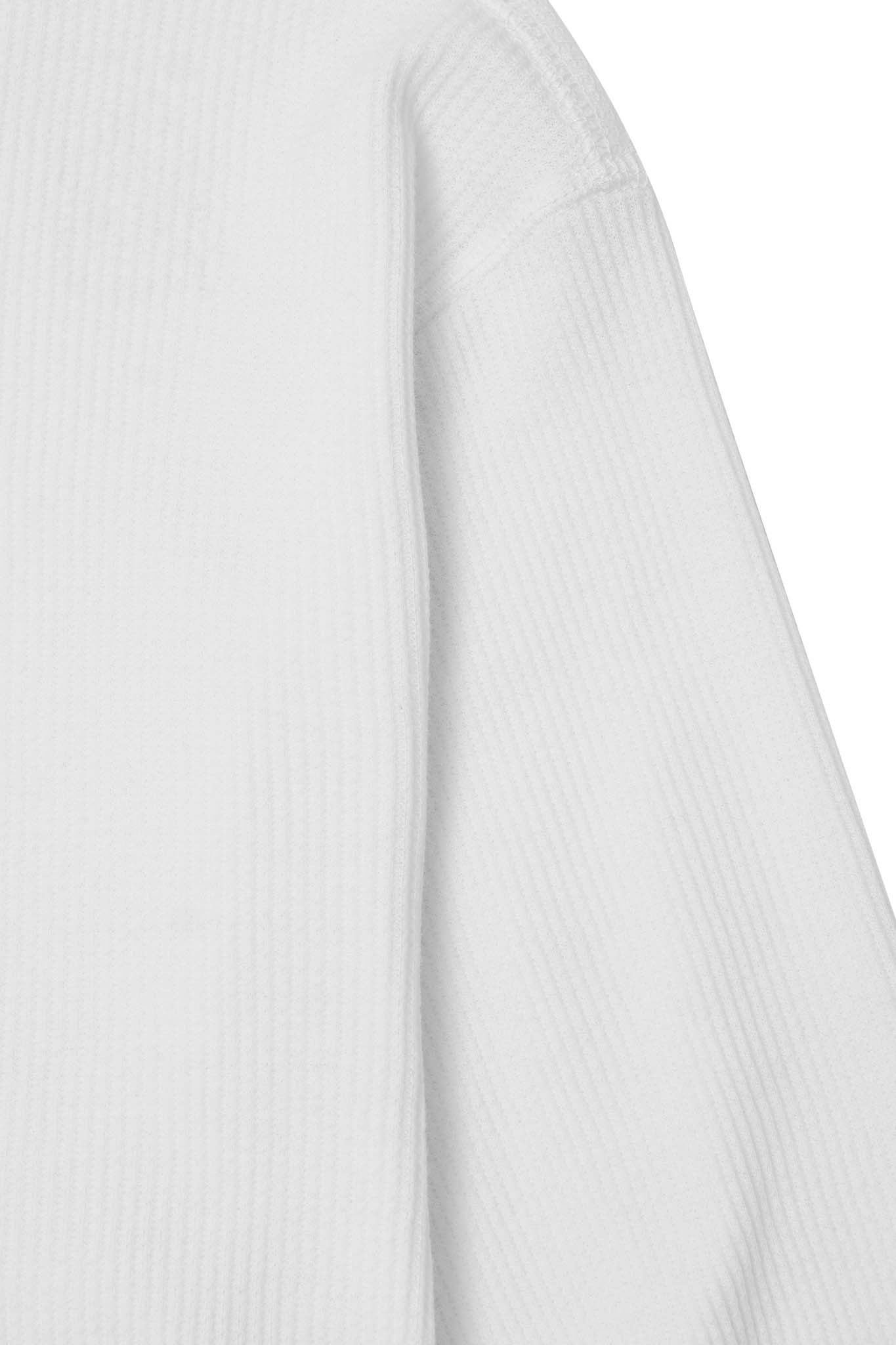 MILITIA LONGSLEEVE WAFFLE TEE V3 IN WHITE - Image 5