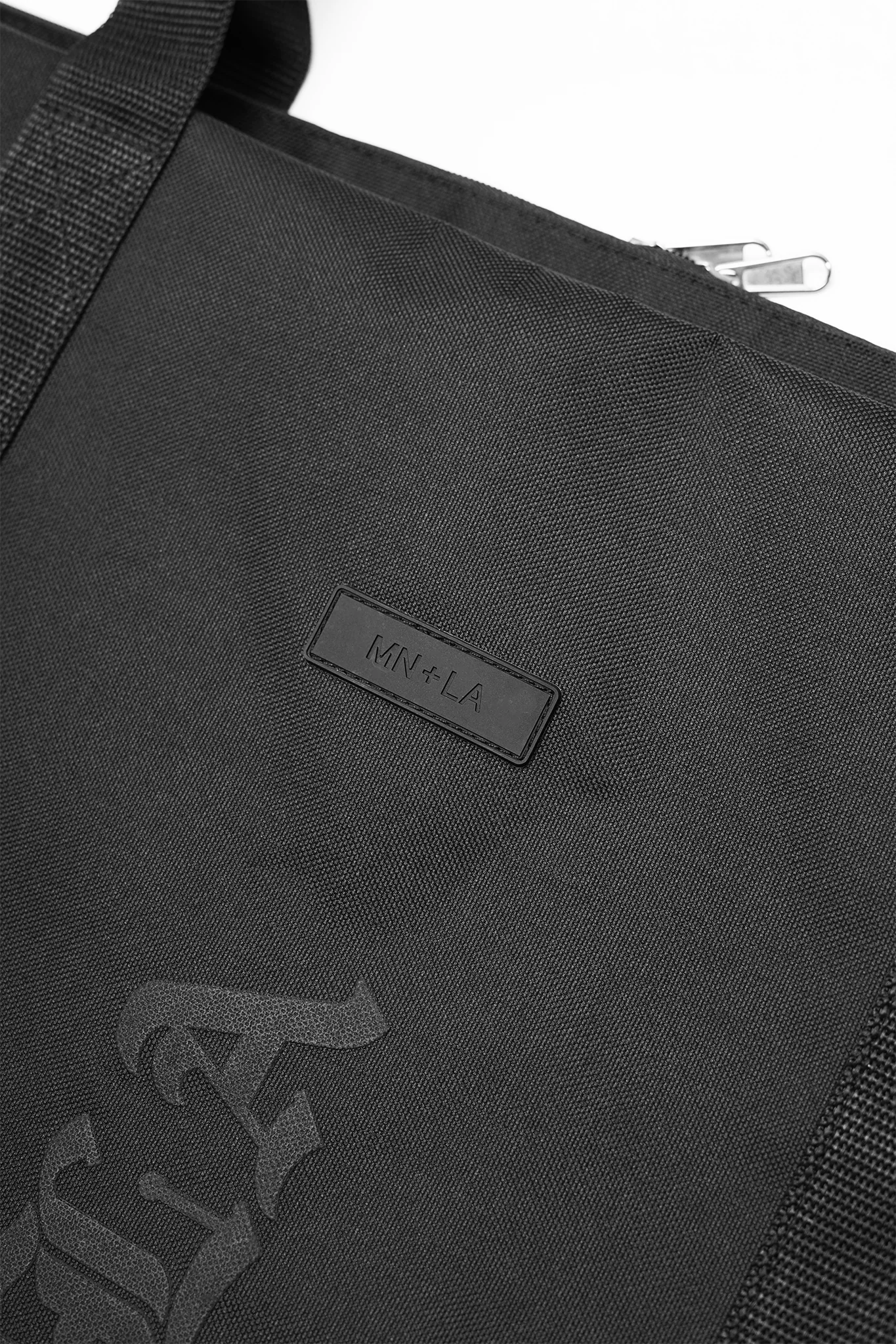MN+LA MOVE OUT BAG - Image 7