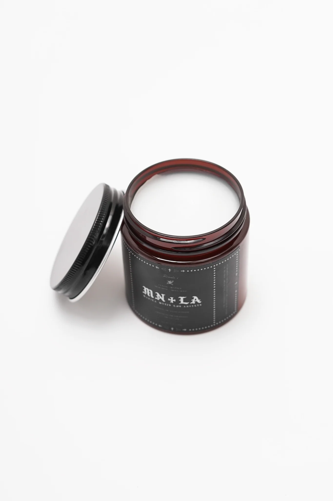 MN+LA NATURAL-OIL BASED POMADE - Image 3
