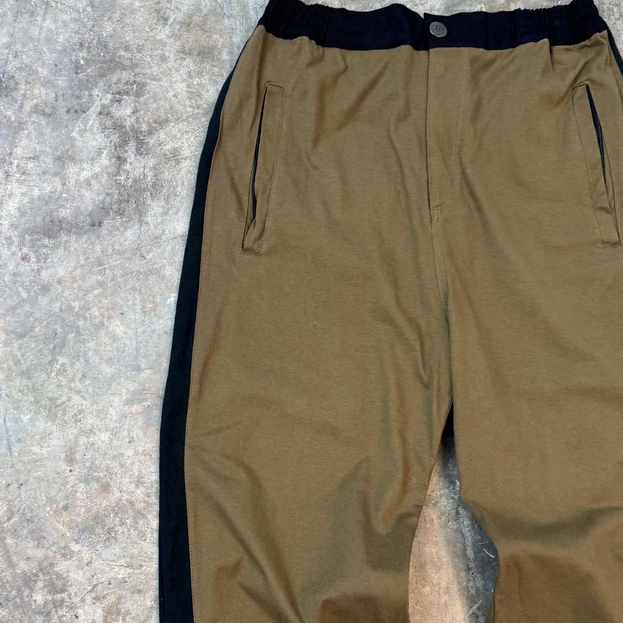 MN+LA™ PANTS SAMPLE 008 - Image 2