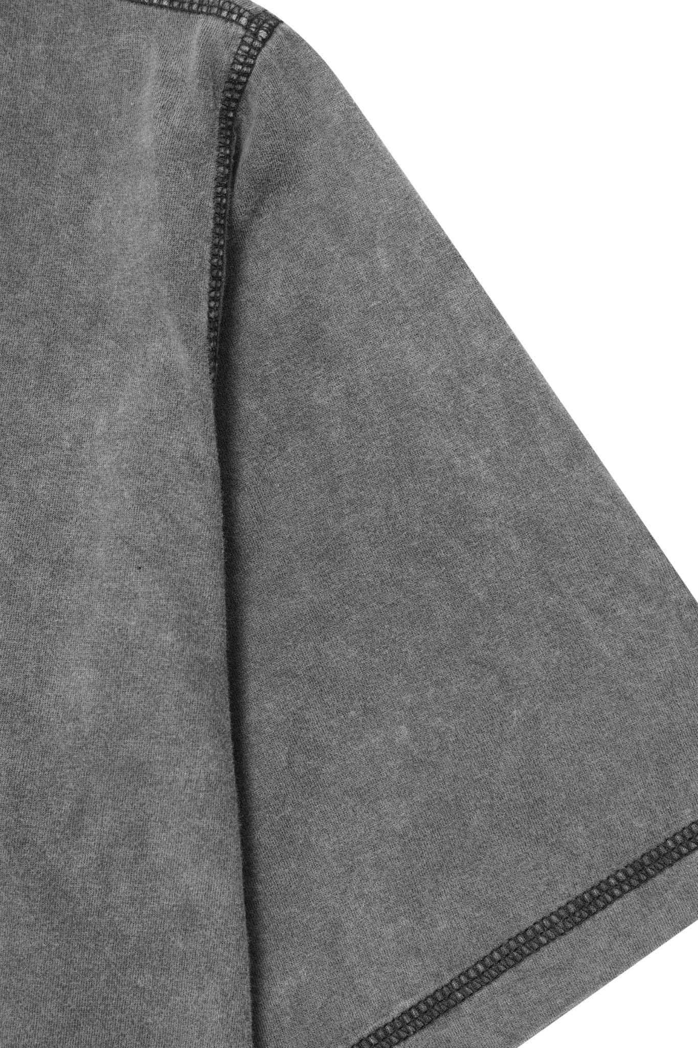 MOCK NECK LITE TEE IN ASH GREY - Image 4