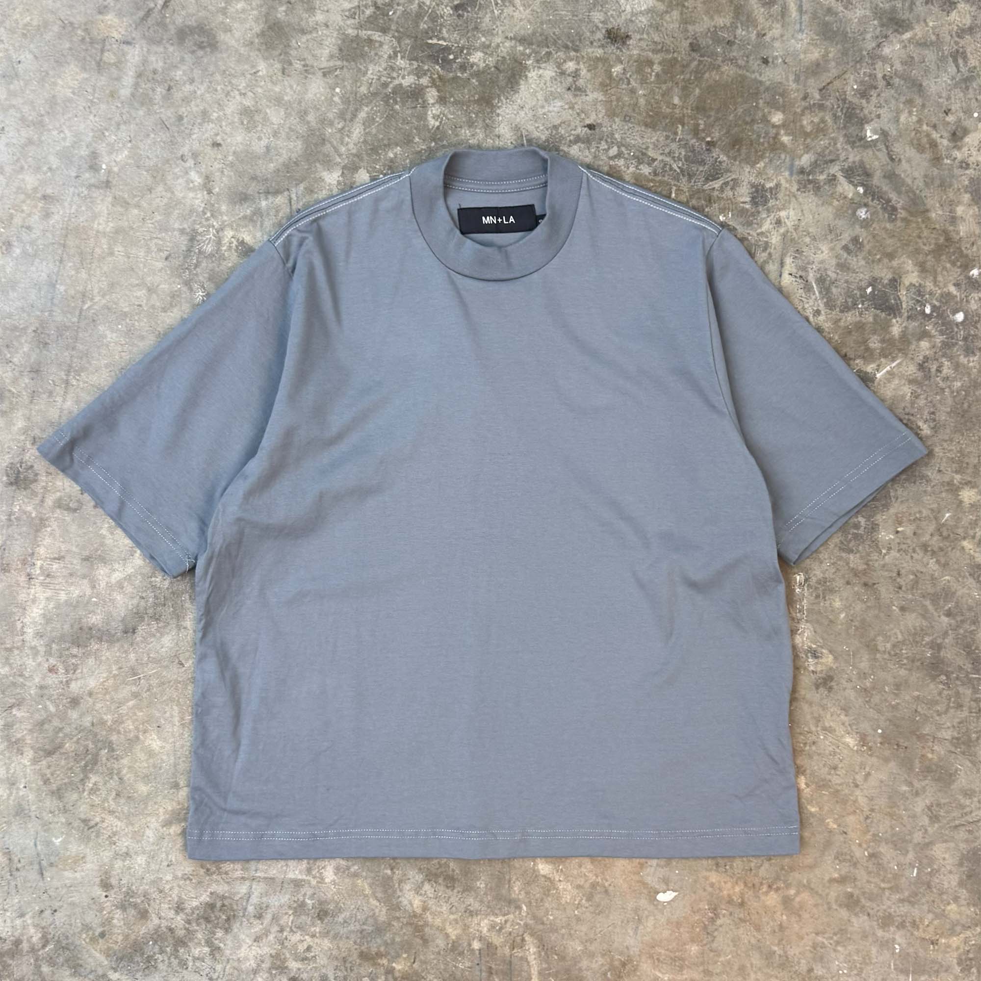 MOCK NECK TEE IN GLACIER