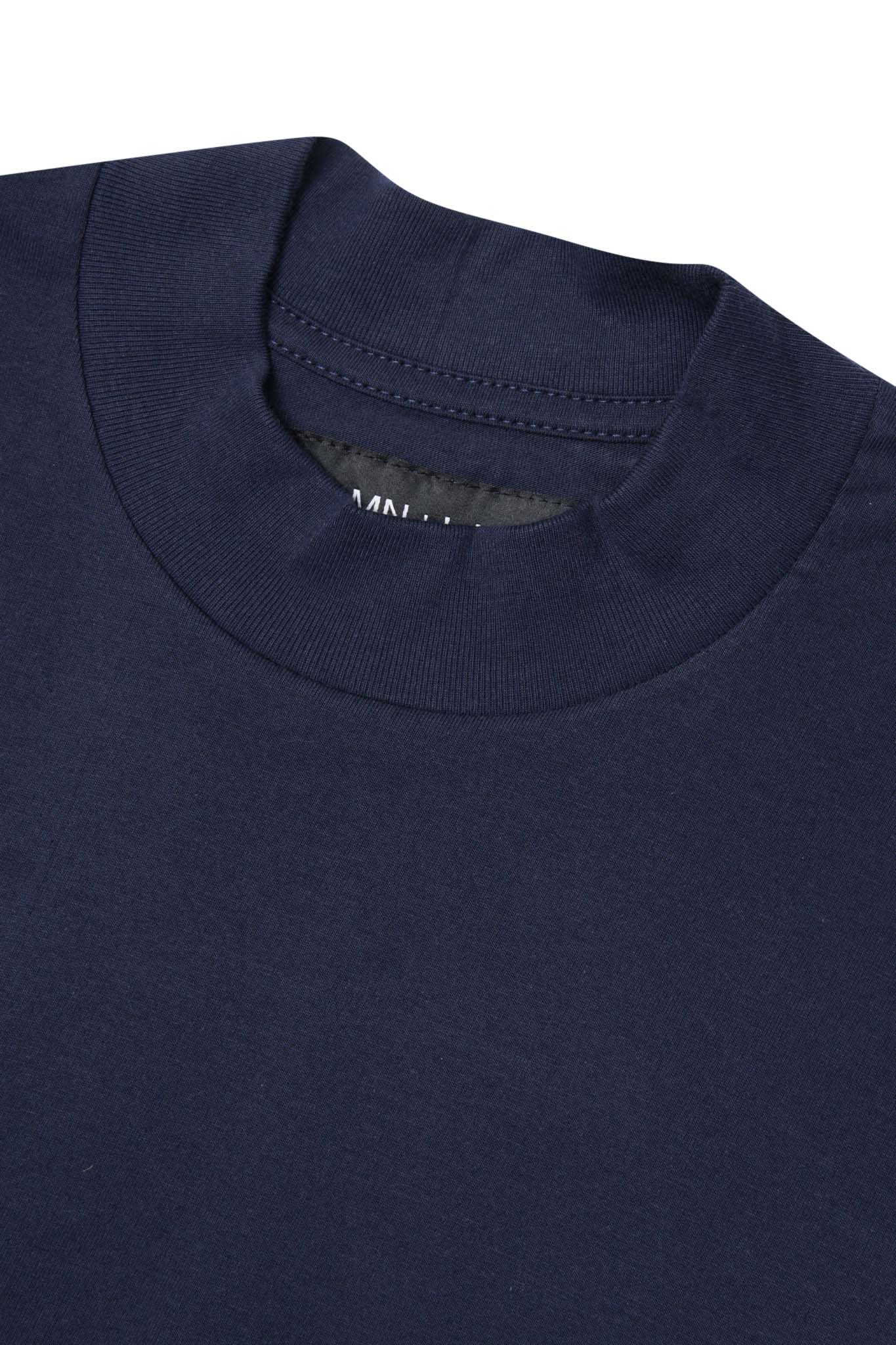 MOCK NECK TEE IN NAVY - Image 3