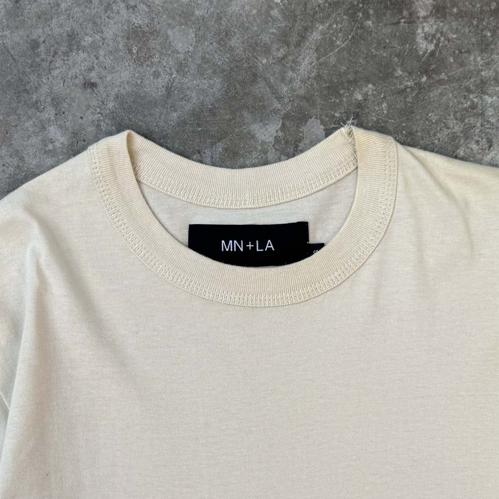 MOCK NECK TEE V3 LITE IN OAT - Image 3