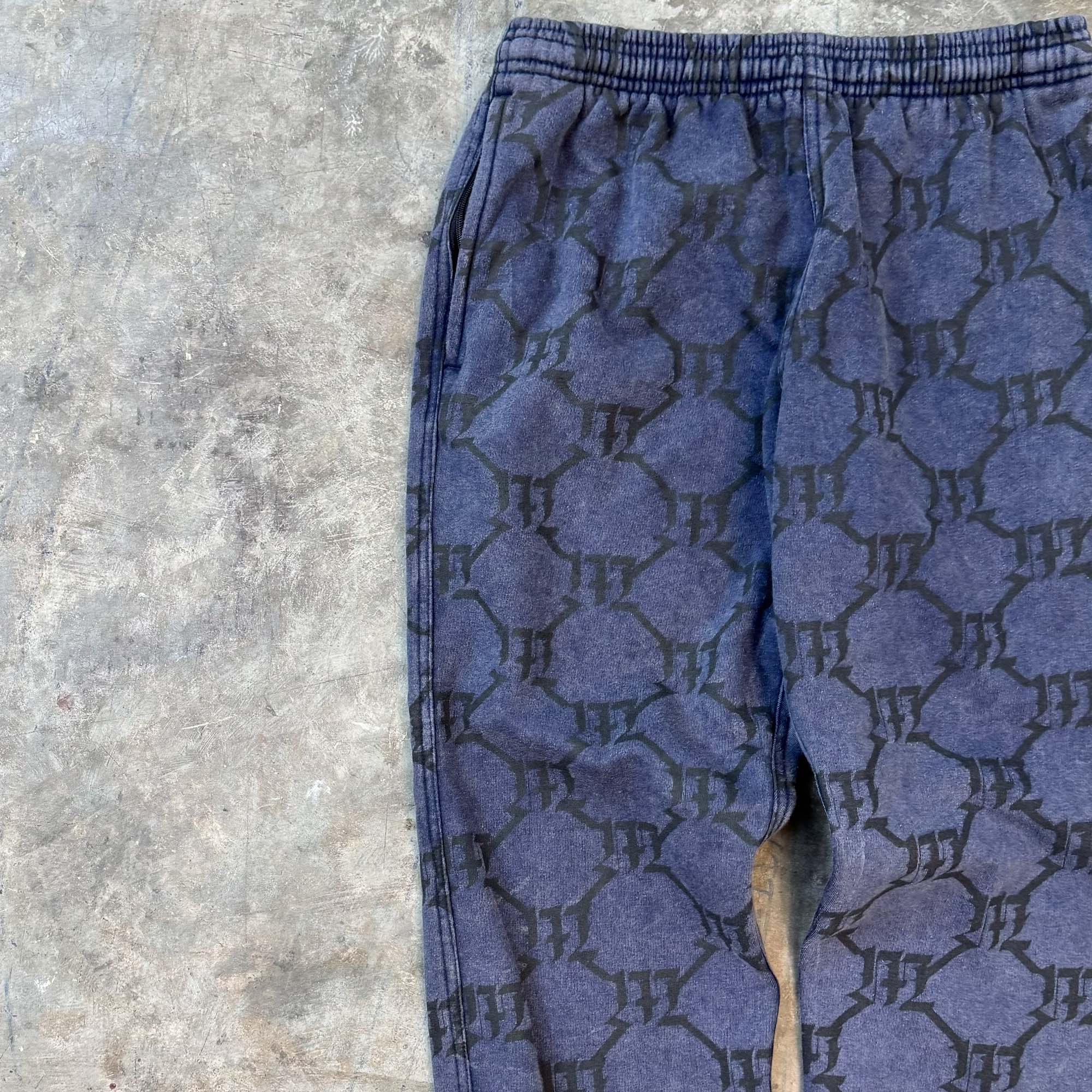 "MULTI M'$" SWEATPANTS - Image 3