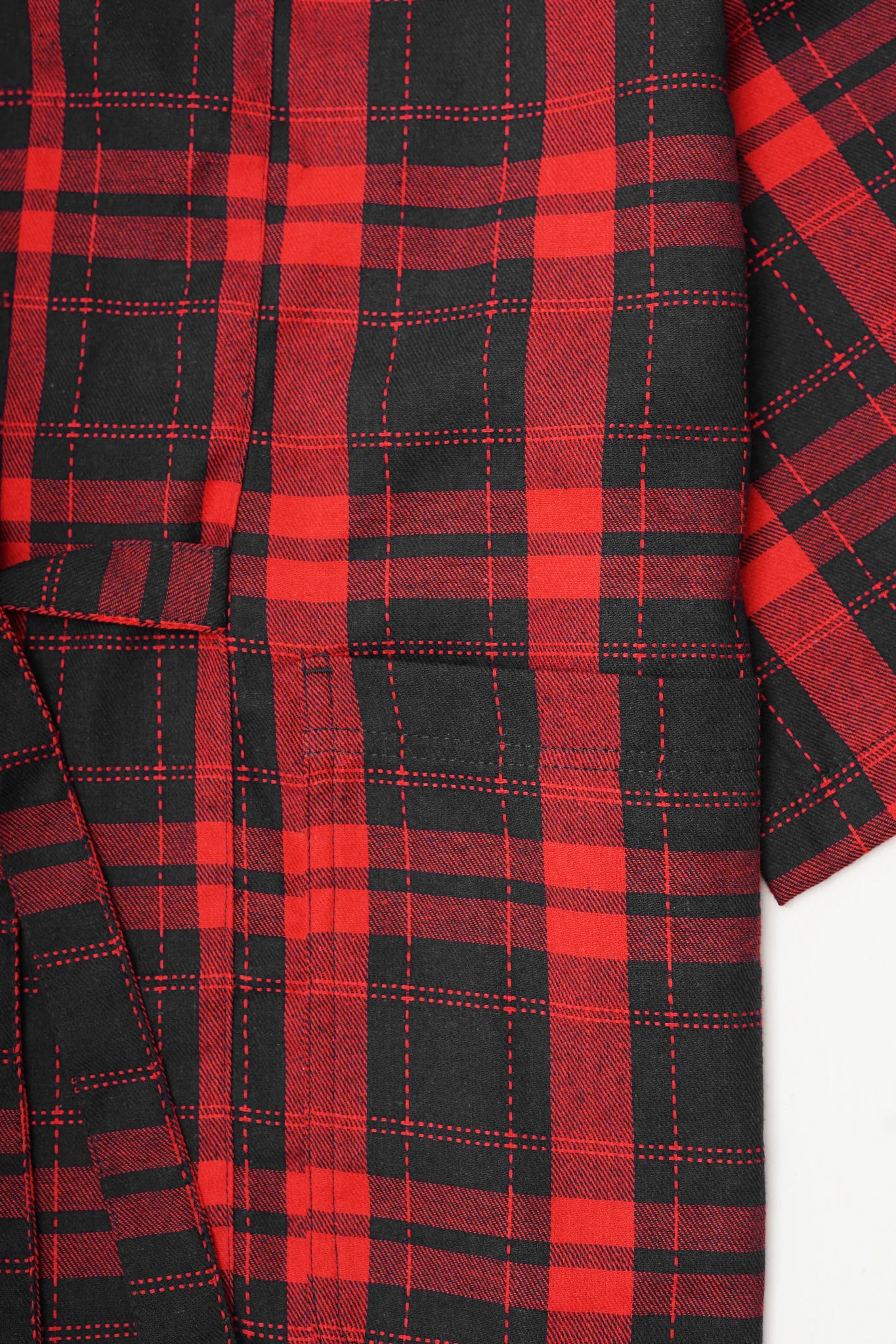 NAVY/RED S/S DRAPE - Image 7