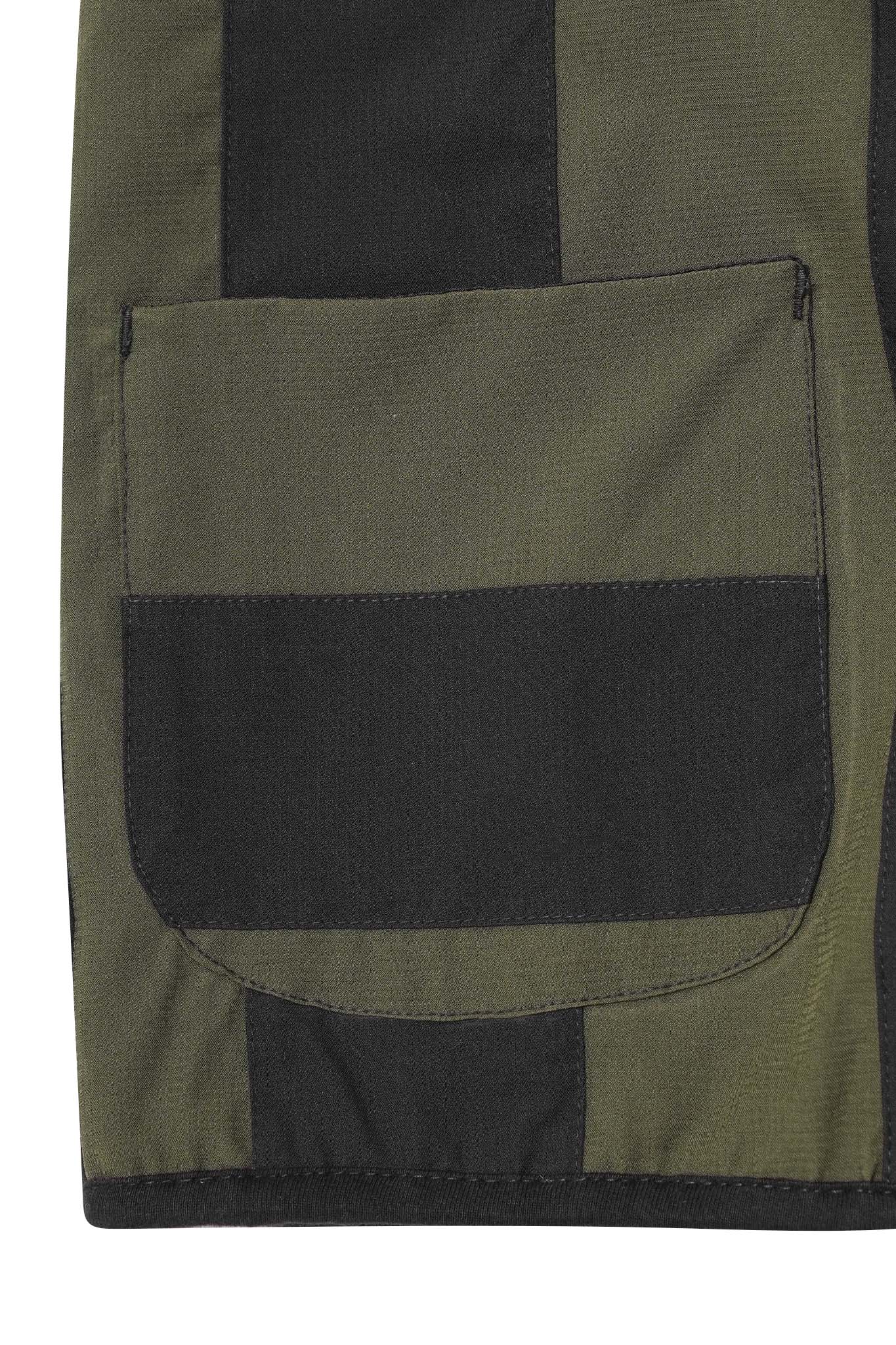 NEEDLEWORK VEST IN OLIVE/ANTHRACITE - Image 8