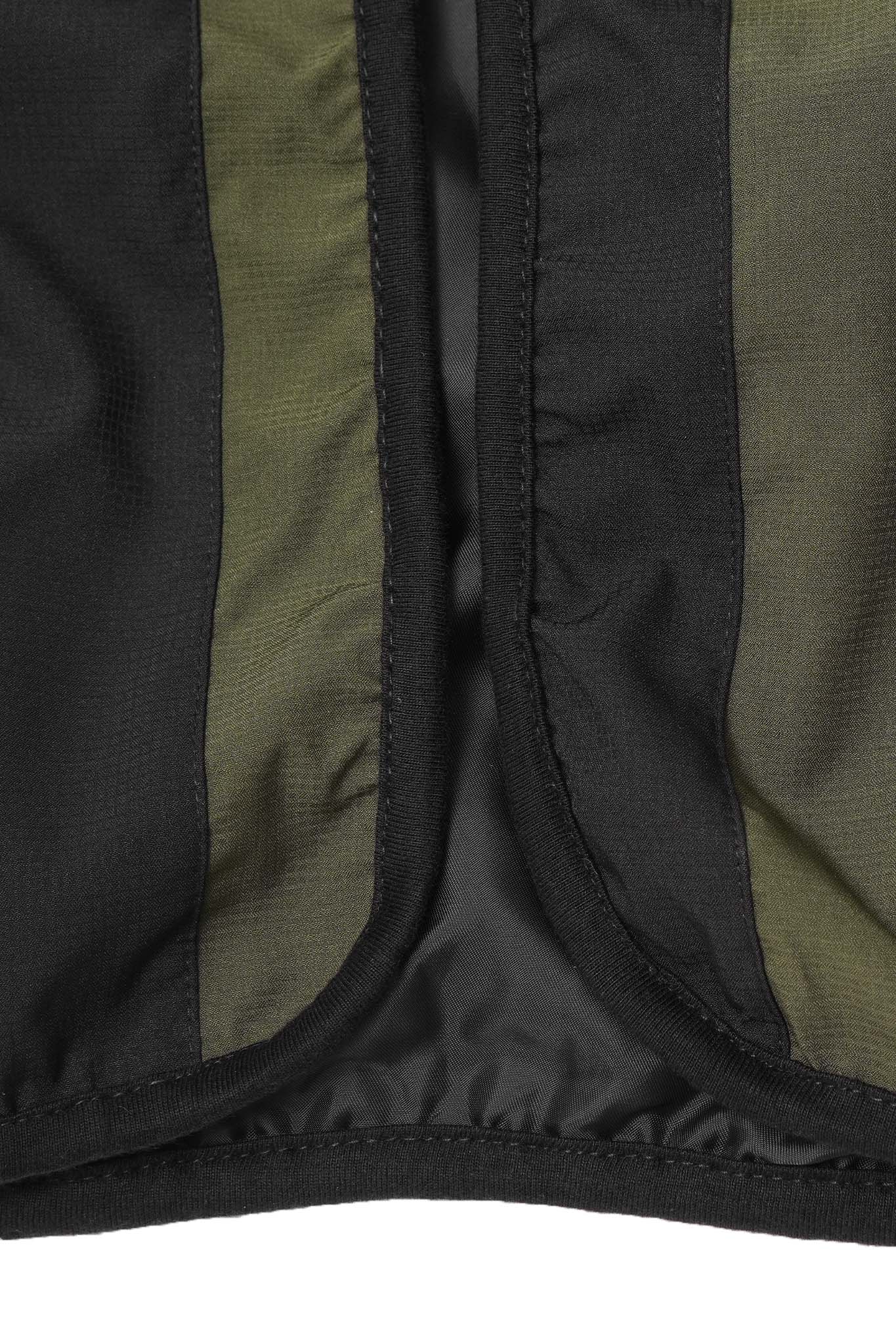 NEEDLEWORK VEST IN OLIVE/ANTHRACITE - Image 9